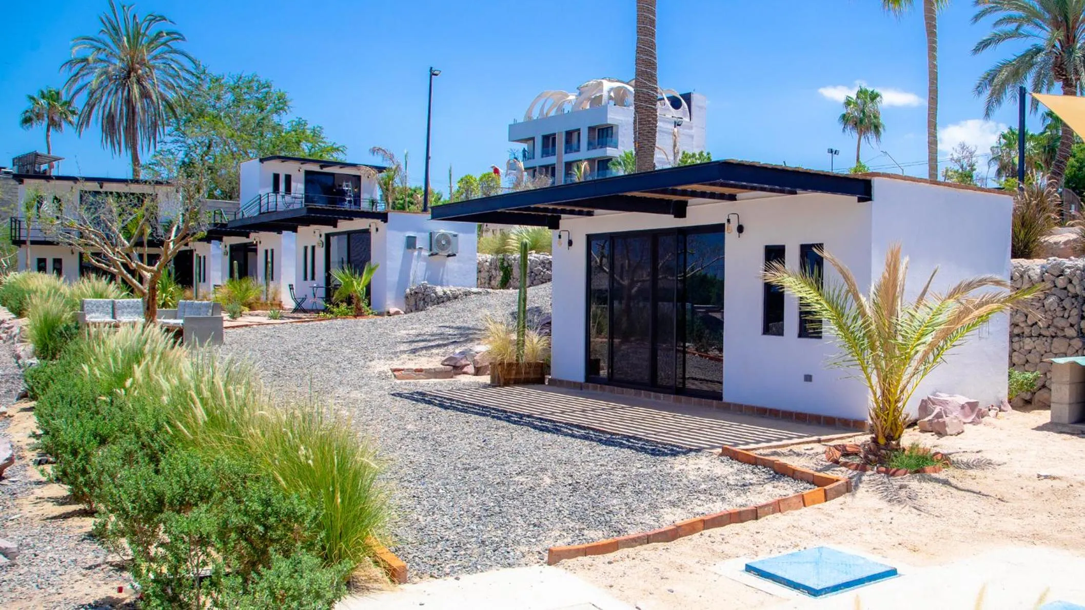 Spring in InHouse Glamping Hotel La Paz