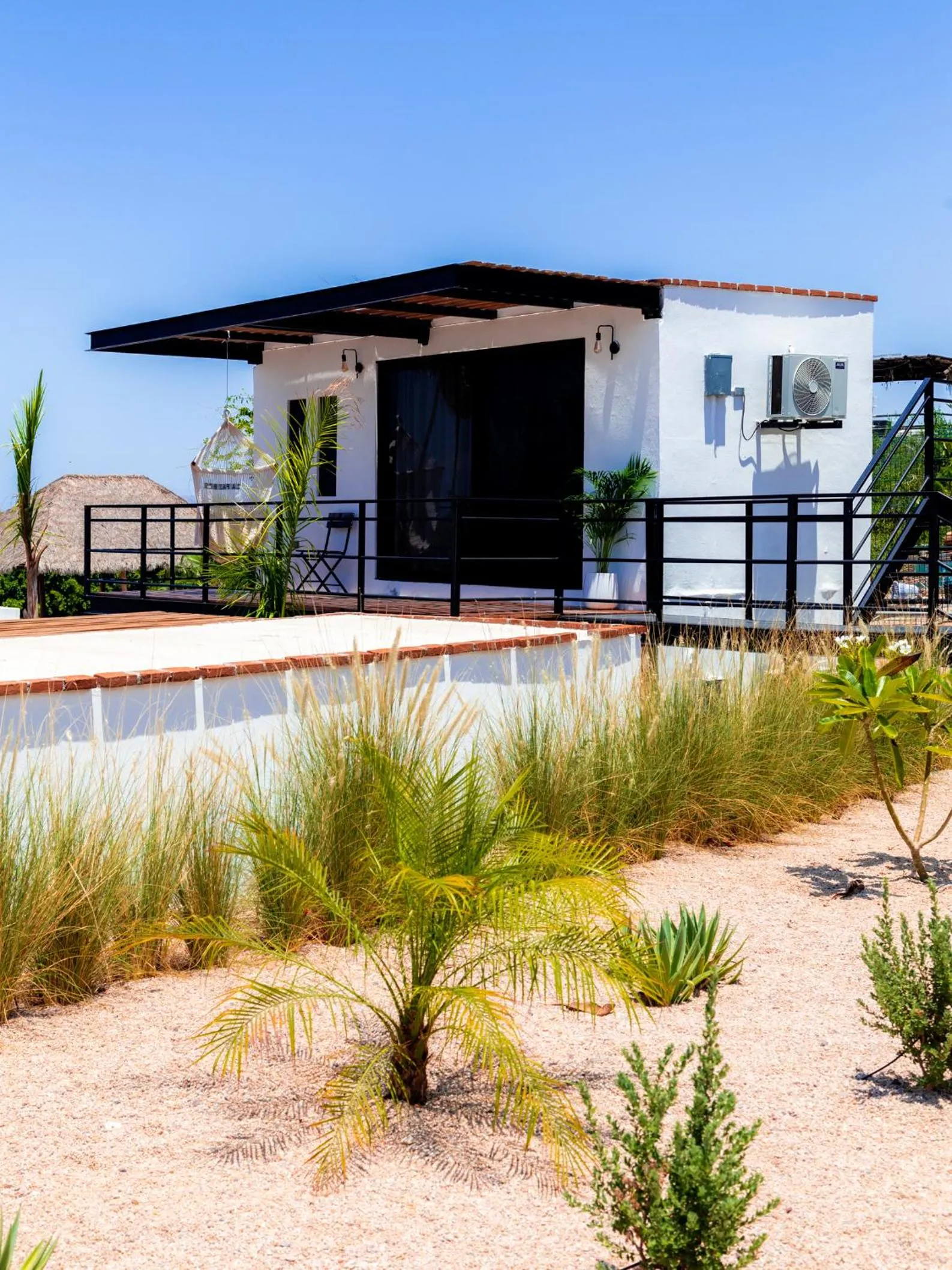 Day in InHouse Glamping Hotel La Paz