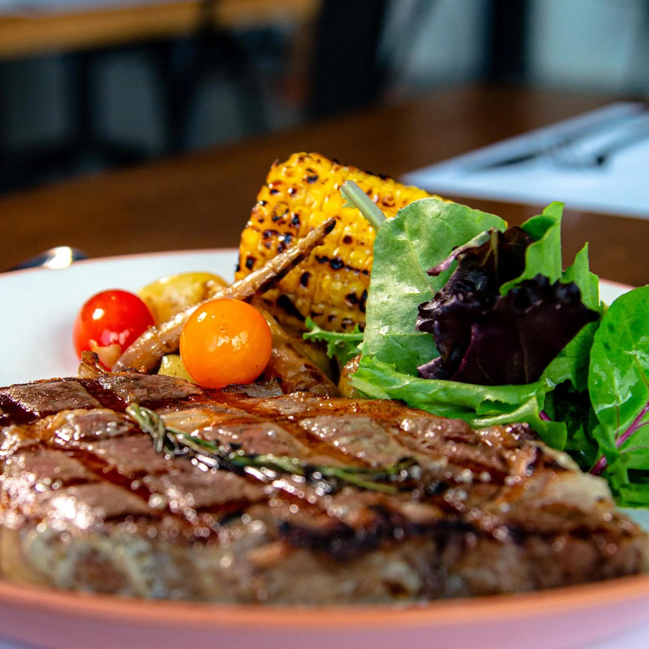 Food and drinks in InHouse Glamping Hotel La Paz