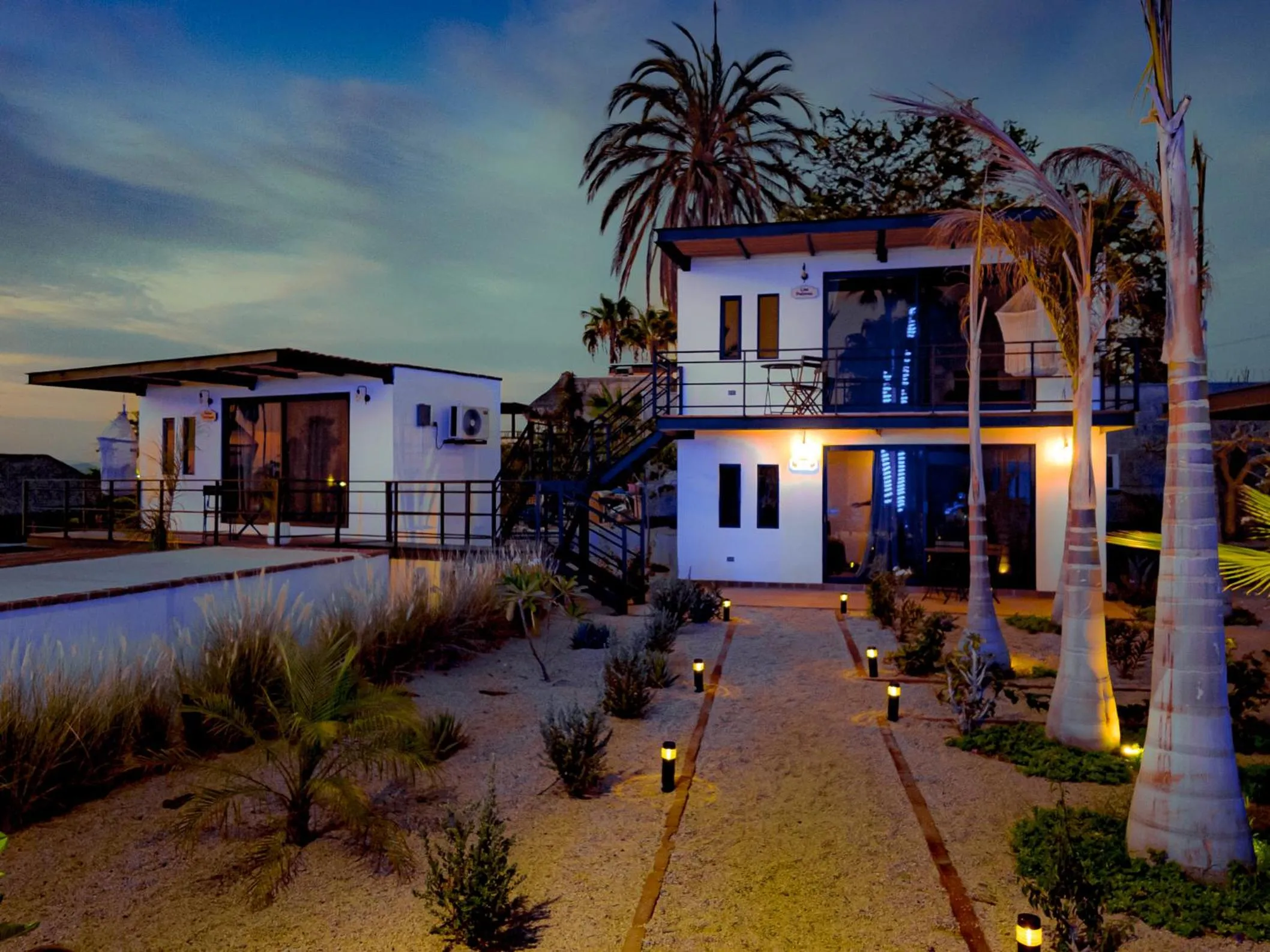 Night in InHouse Glamping Hotel La Paz