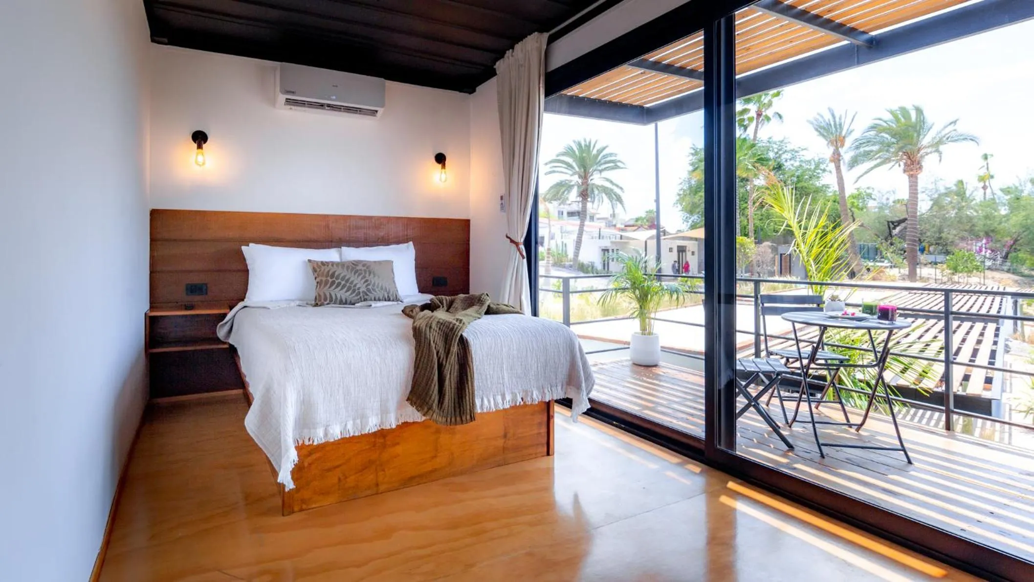 Bed in InHouse Glamping Hotel La Paz