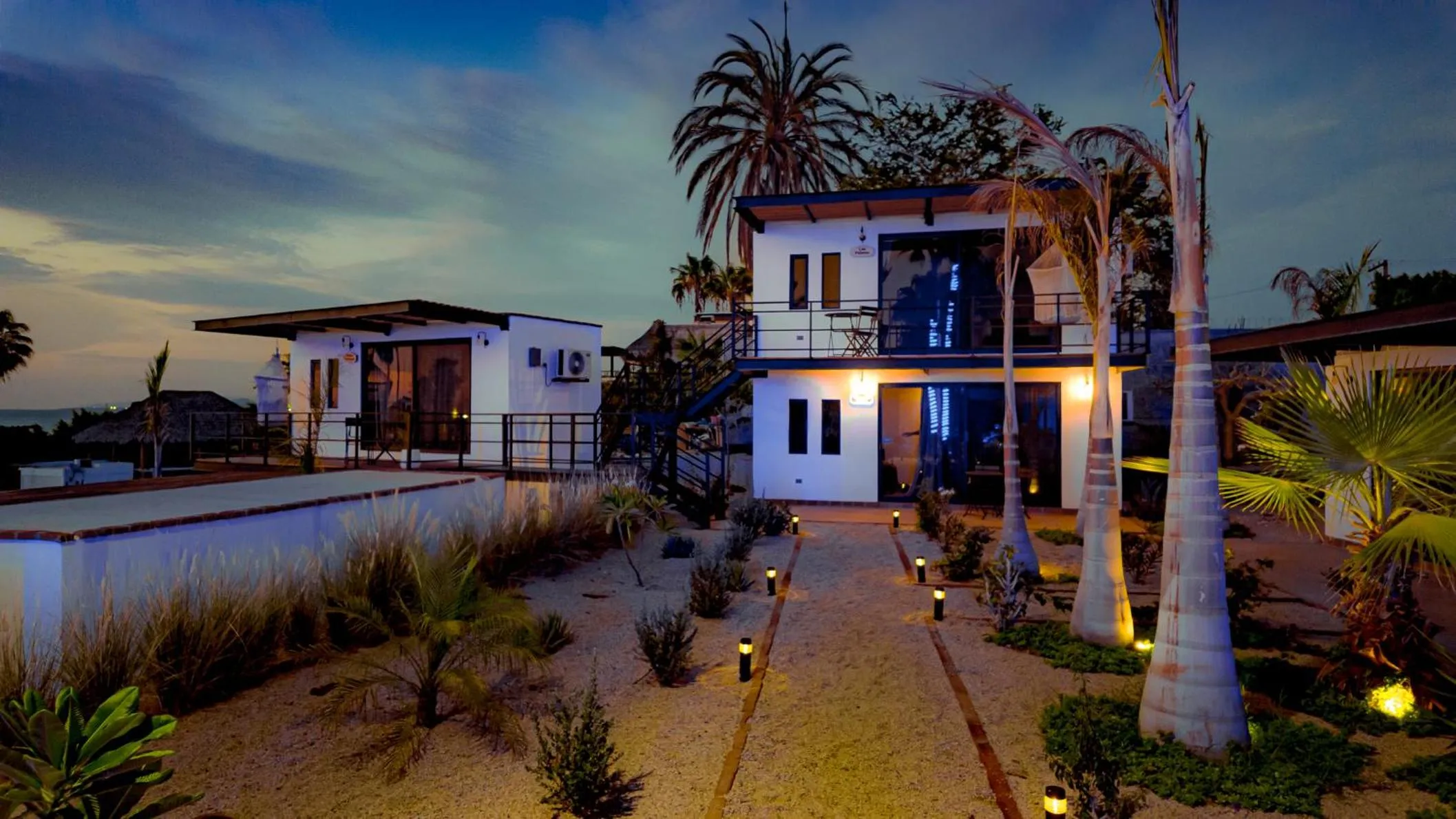 Property building in InHouse Glamping Hotel La Paz