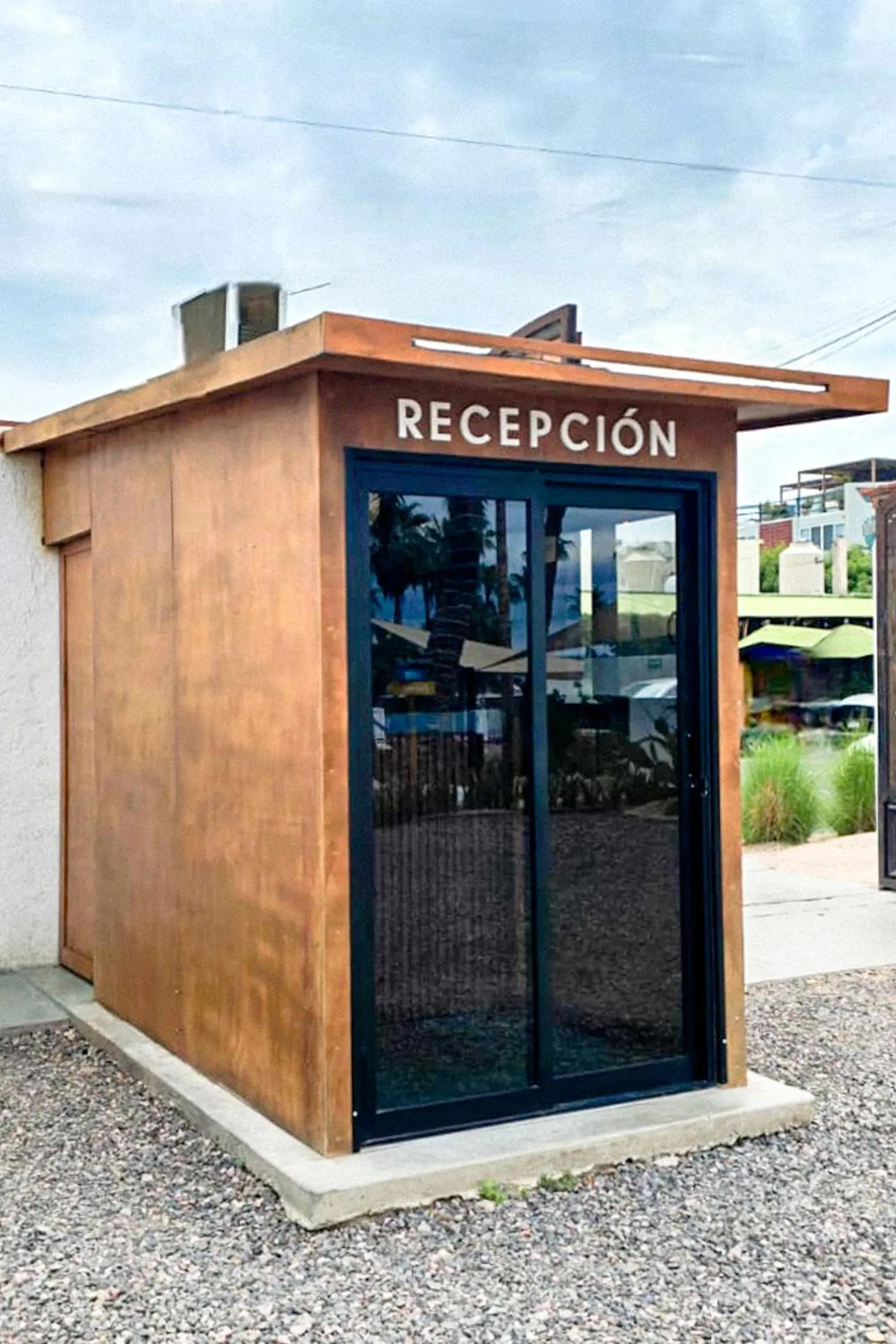 Lobby or reception in InHouse Glamping Hotel La Paz