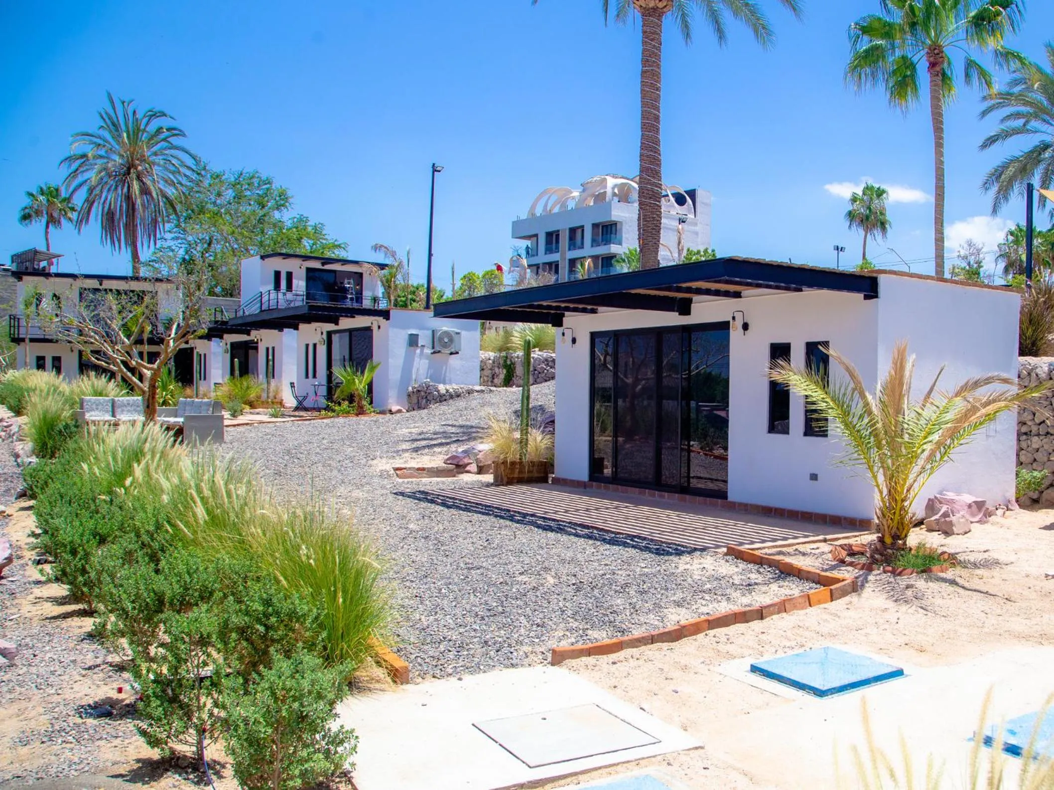 Day in InHouse Glamping Hotel La Paz