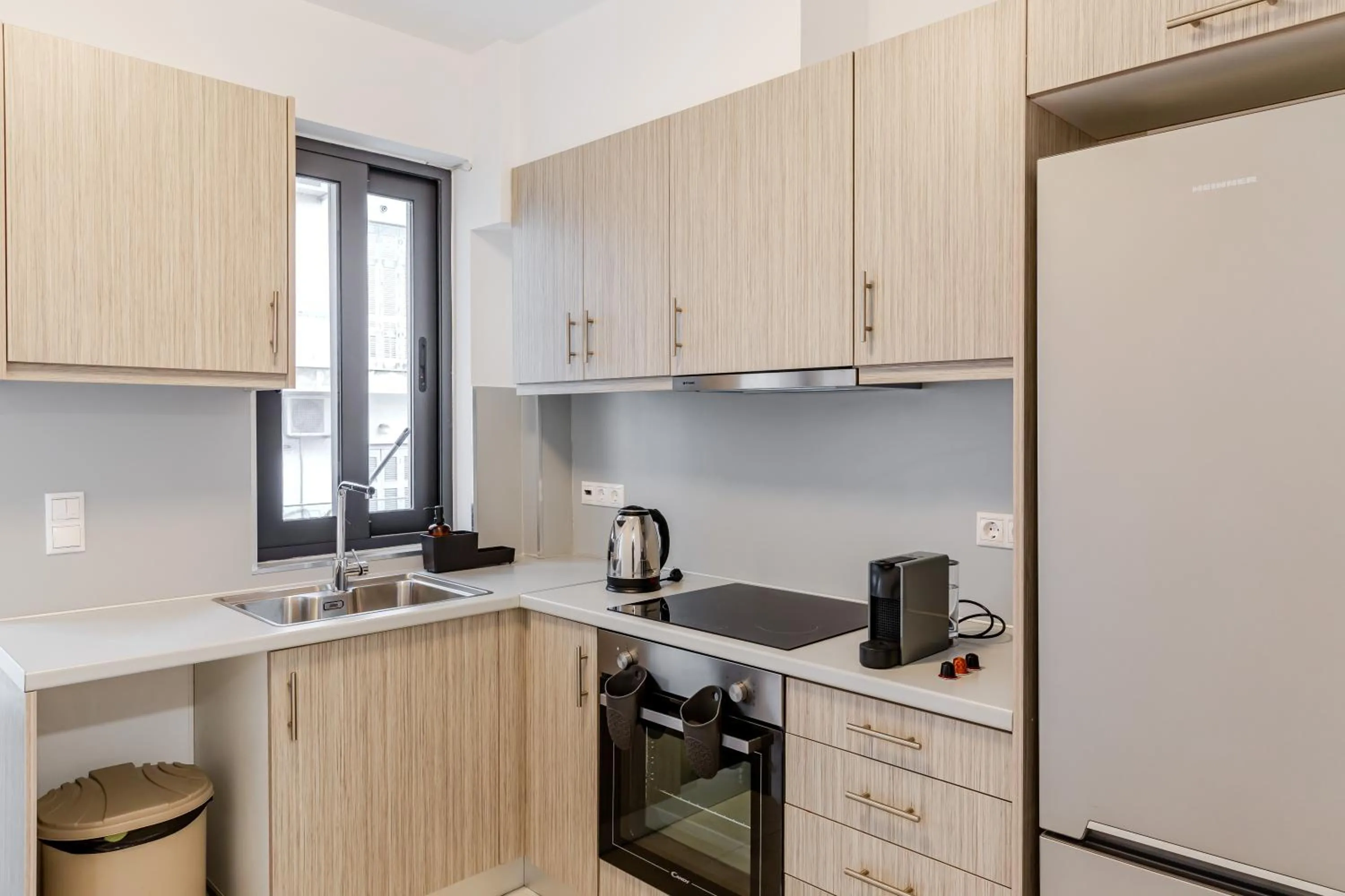 Coffee/tea facilities in Noon Smart Residences