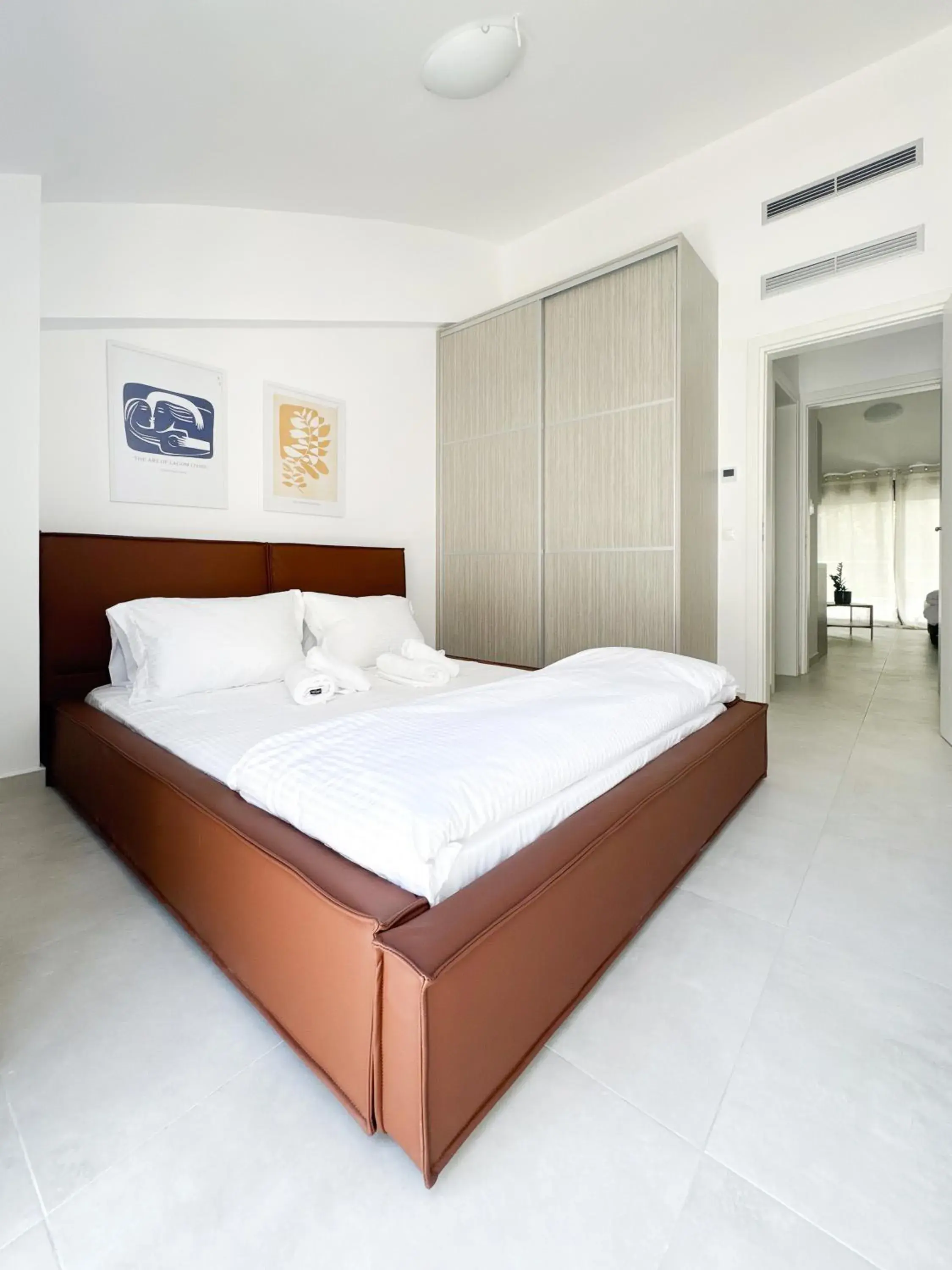 Superior One-Bedroom Apartment in Noon Smart Residences Superior One-Bedroom Apartment in Noon Smart Residences