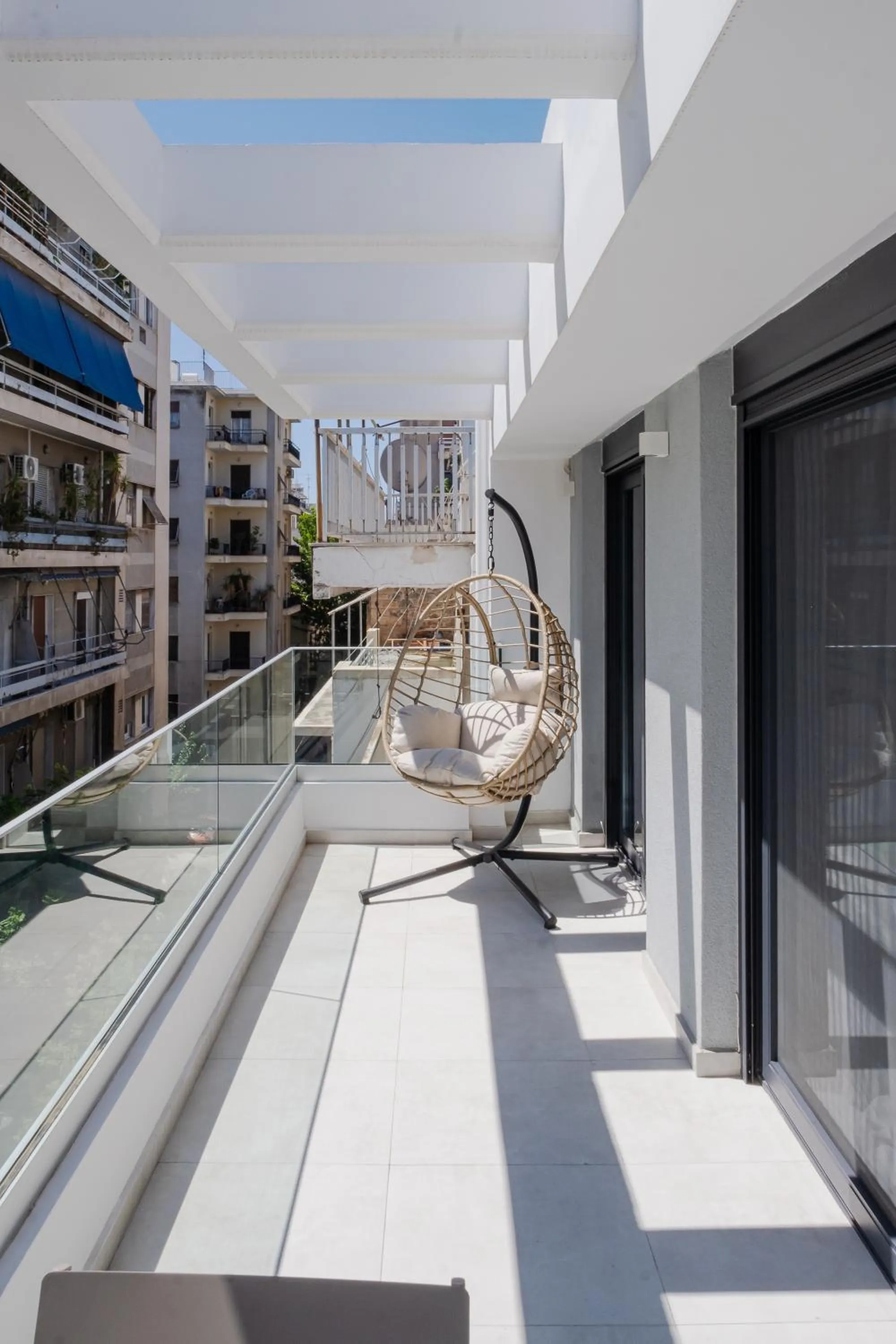 Day in Noon Smart Residences