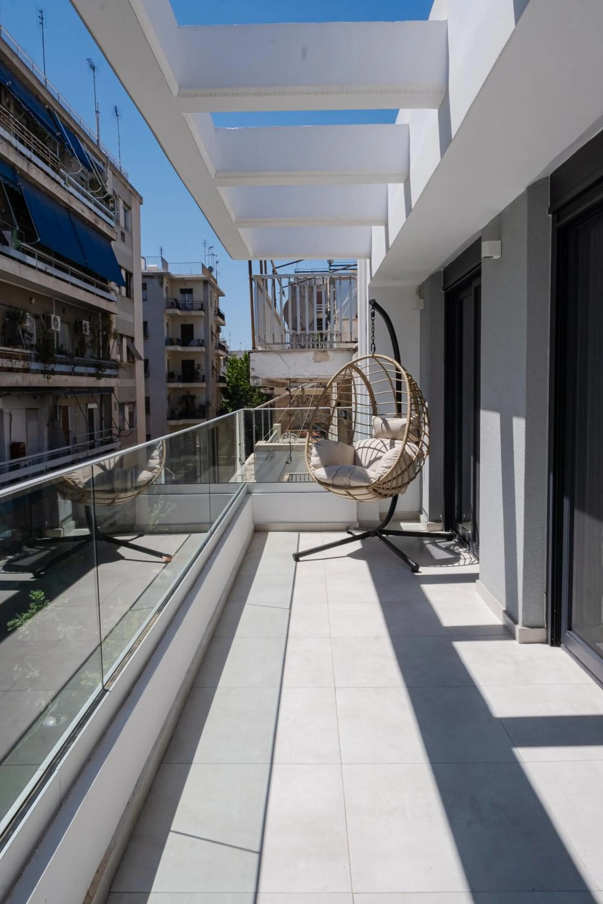 Day in Noon Smart Residences