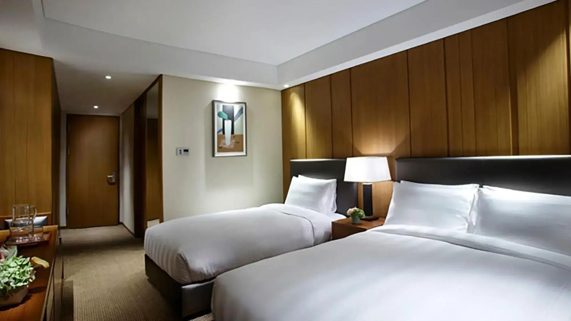 Superior Family Twin Room in LOTTE CITY HOTEL Myeongdong Superior Family Twin Room in LOTTE CITY HOTEL Myeongdong