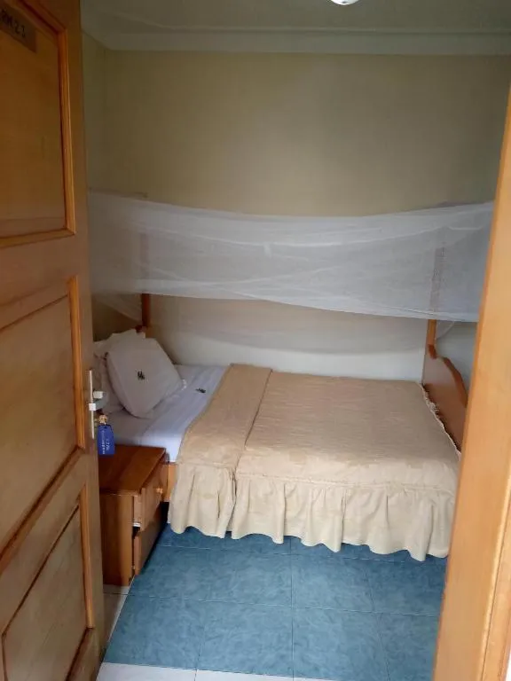 Palm Springs Hotel Masaka