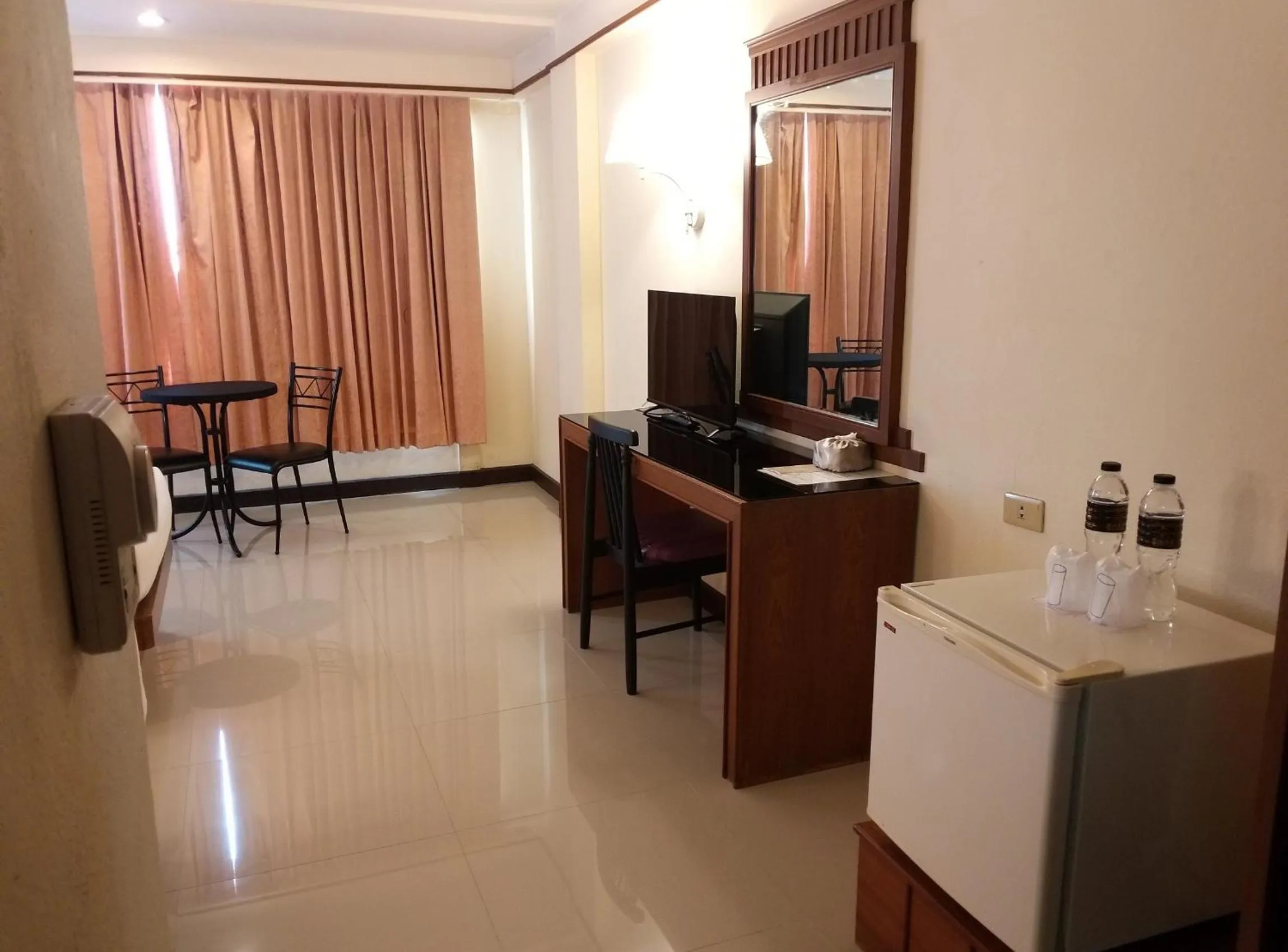 Bedroom in Songphanburi Hotel