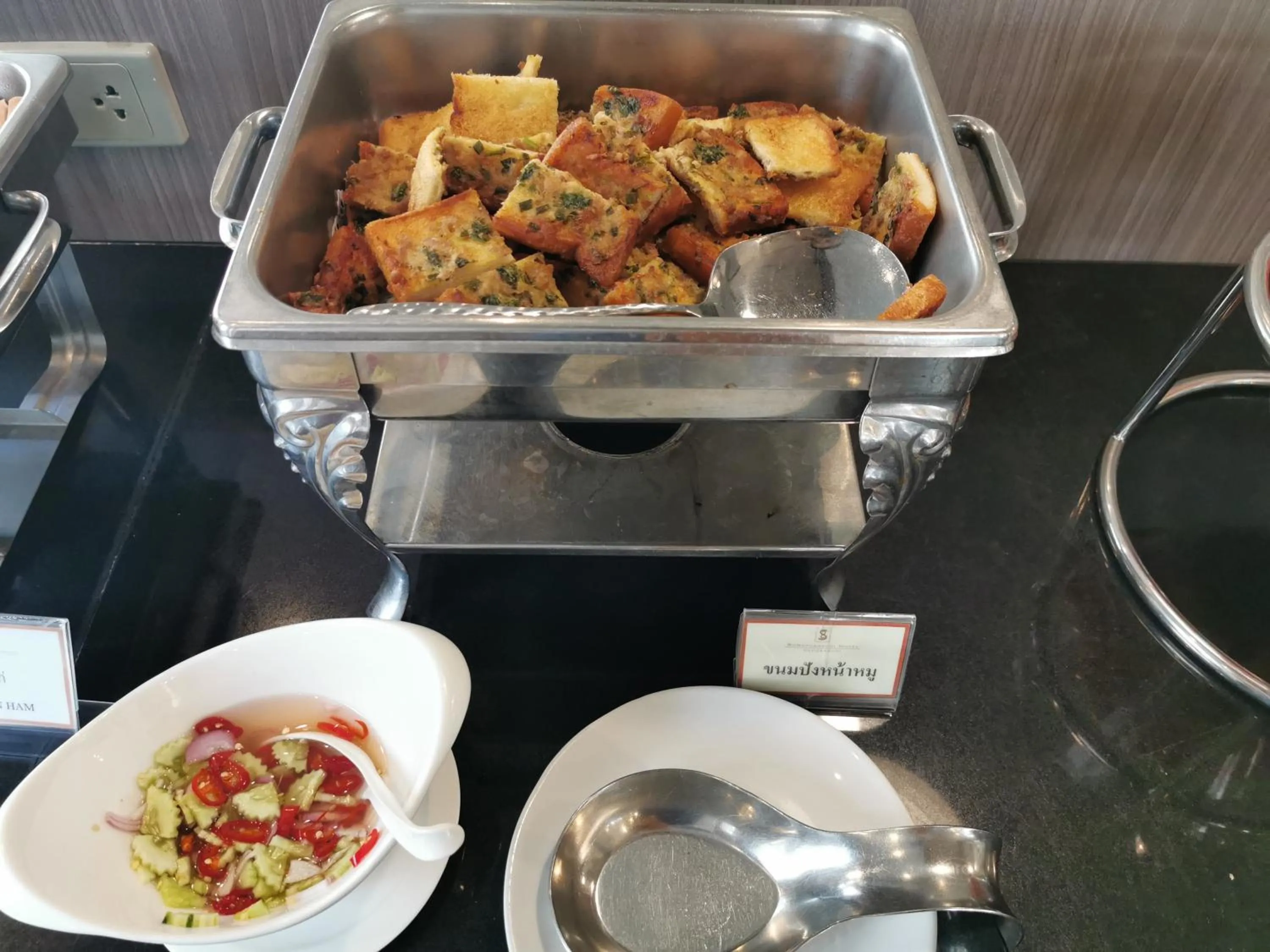 Breakfast in Songphanburi Hotel