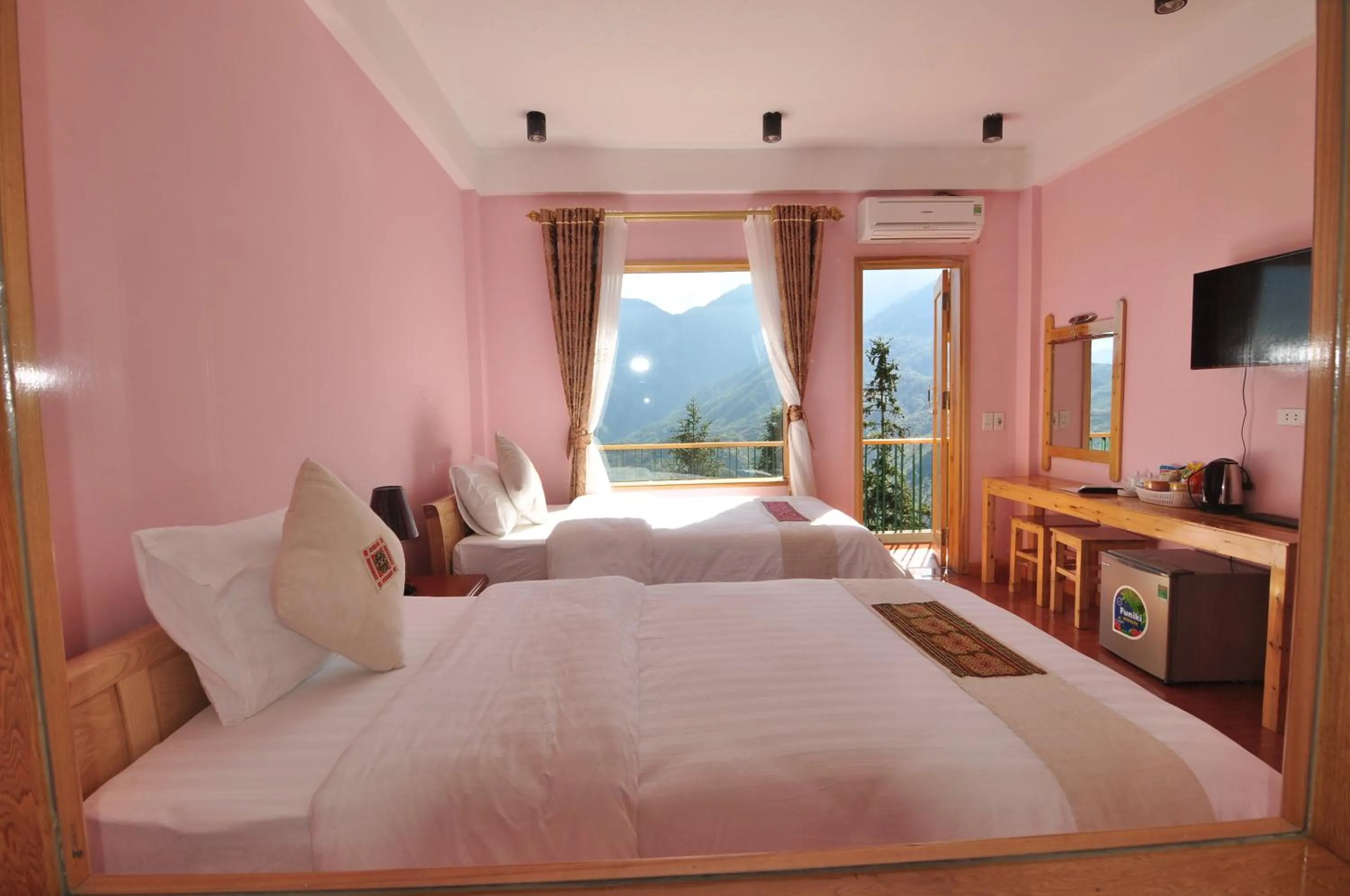 bunk bed, Bed in Sapa Scenery Hotel