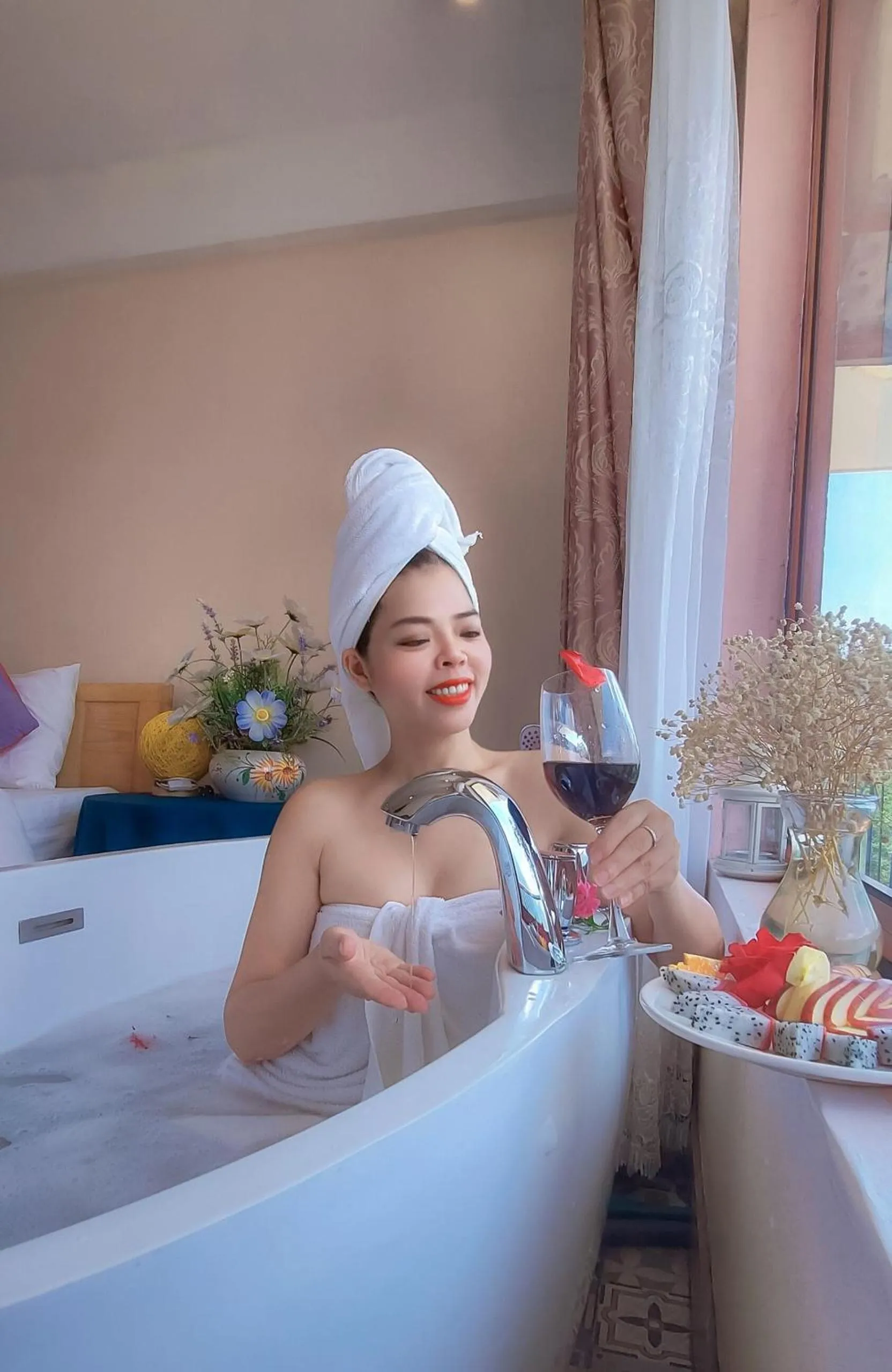 Bed in Sapa Scenery Hotel