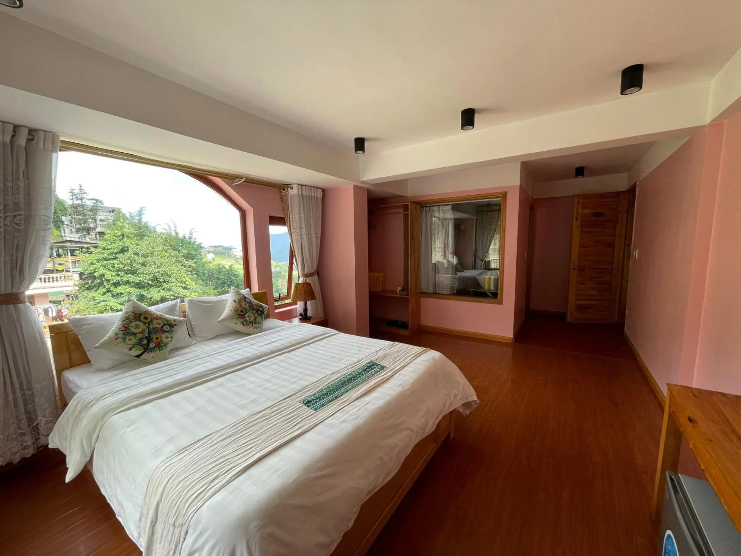Bed in Sapa Scenery Hotel
