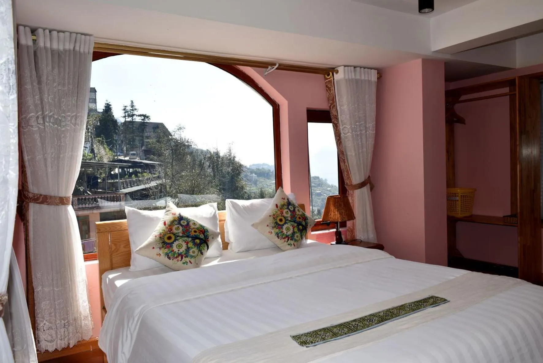 Bed in Sapa Scenery Hotel