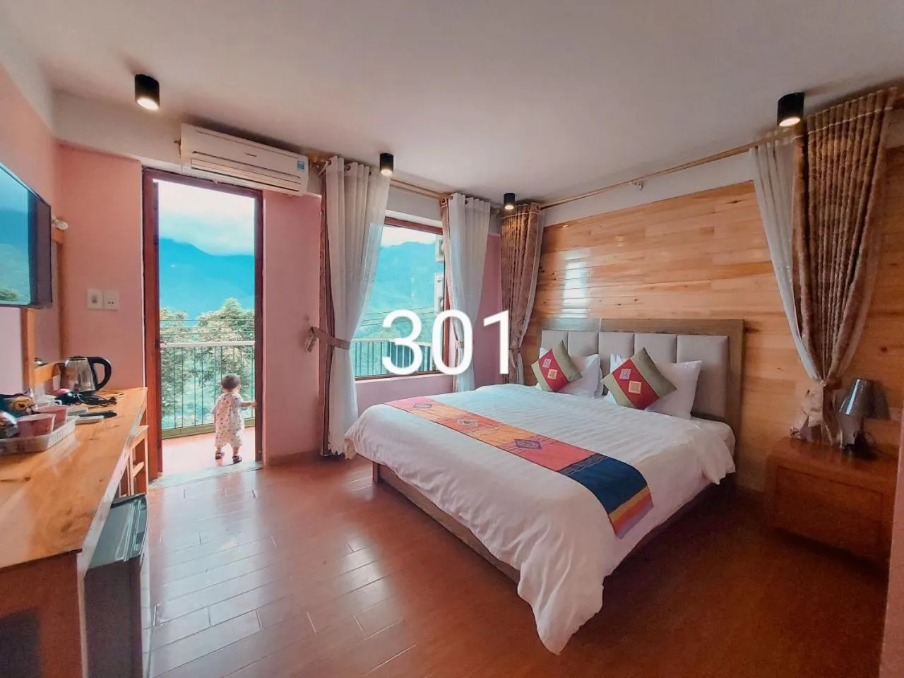 Bedroom, Bed in Sapa Scenery Hotel