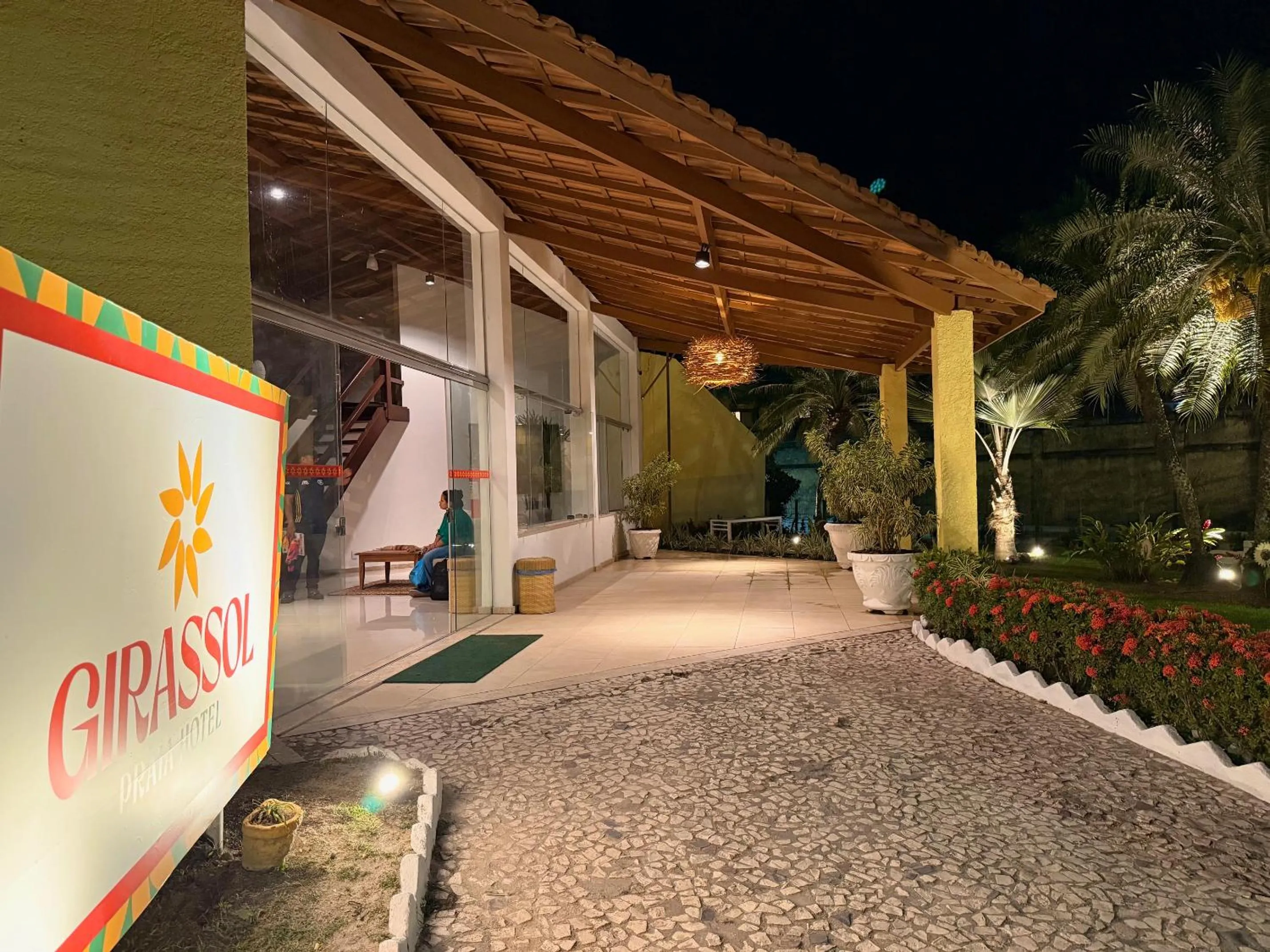 Girassol Praia Hotel