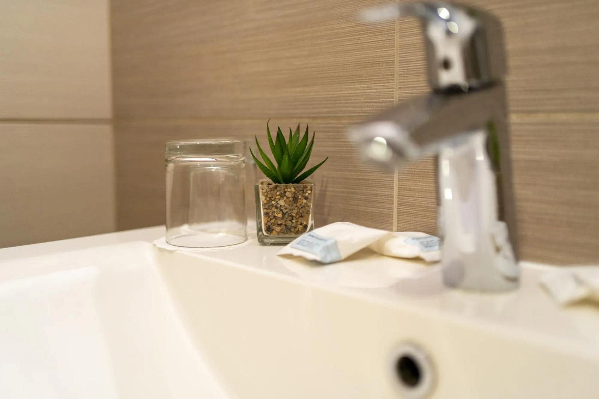 Bathroom in Hotel Narenta