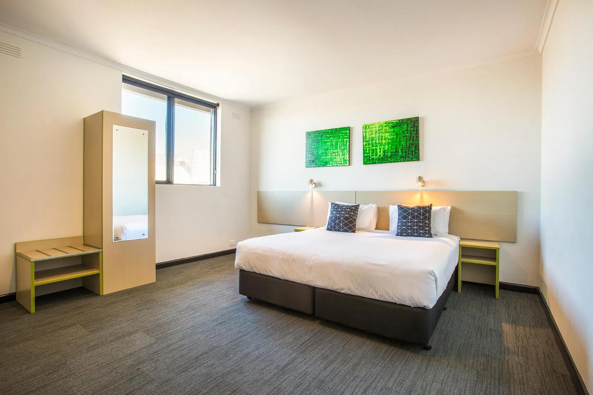 Bed in Nightcap at St Albans Hotel