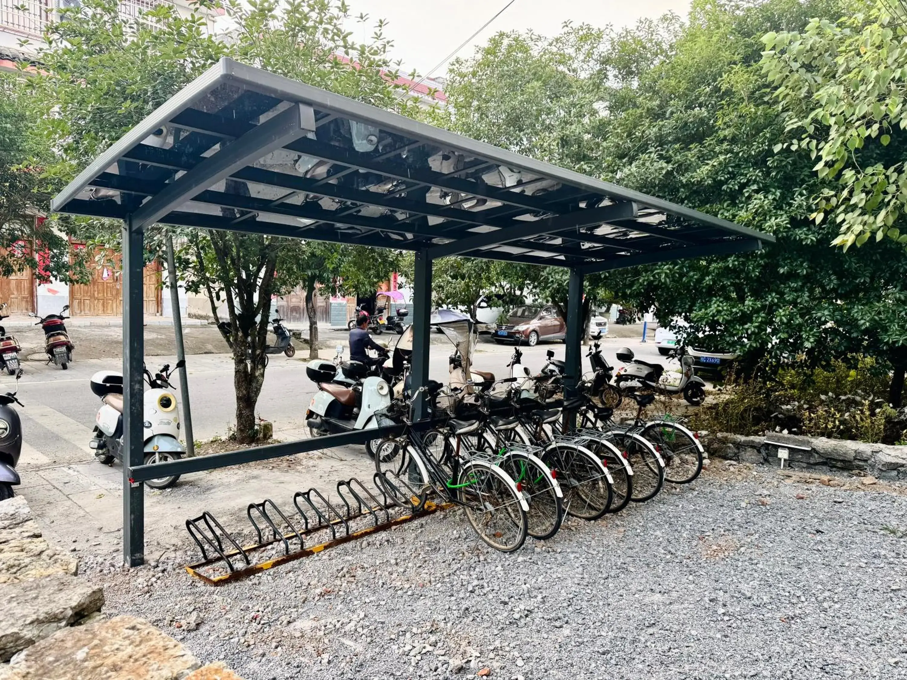 Property building in Yangshuo Sudder Street Guesthouse Property building in Yangshuo Sudder Street Guesthouse