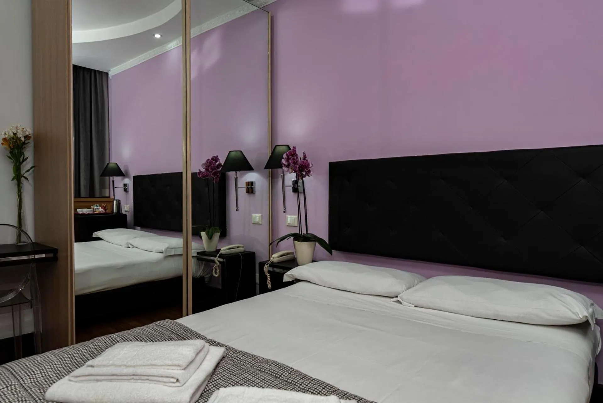 Bed in Imperium Suite Navona