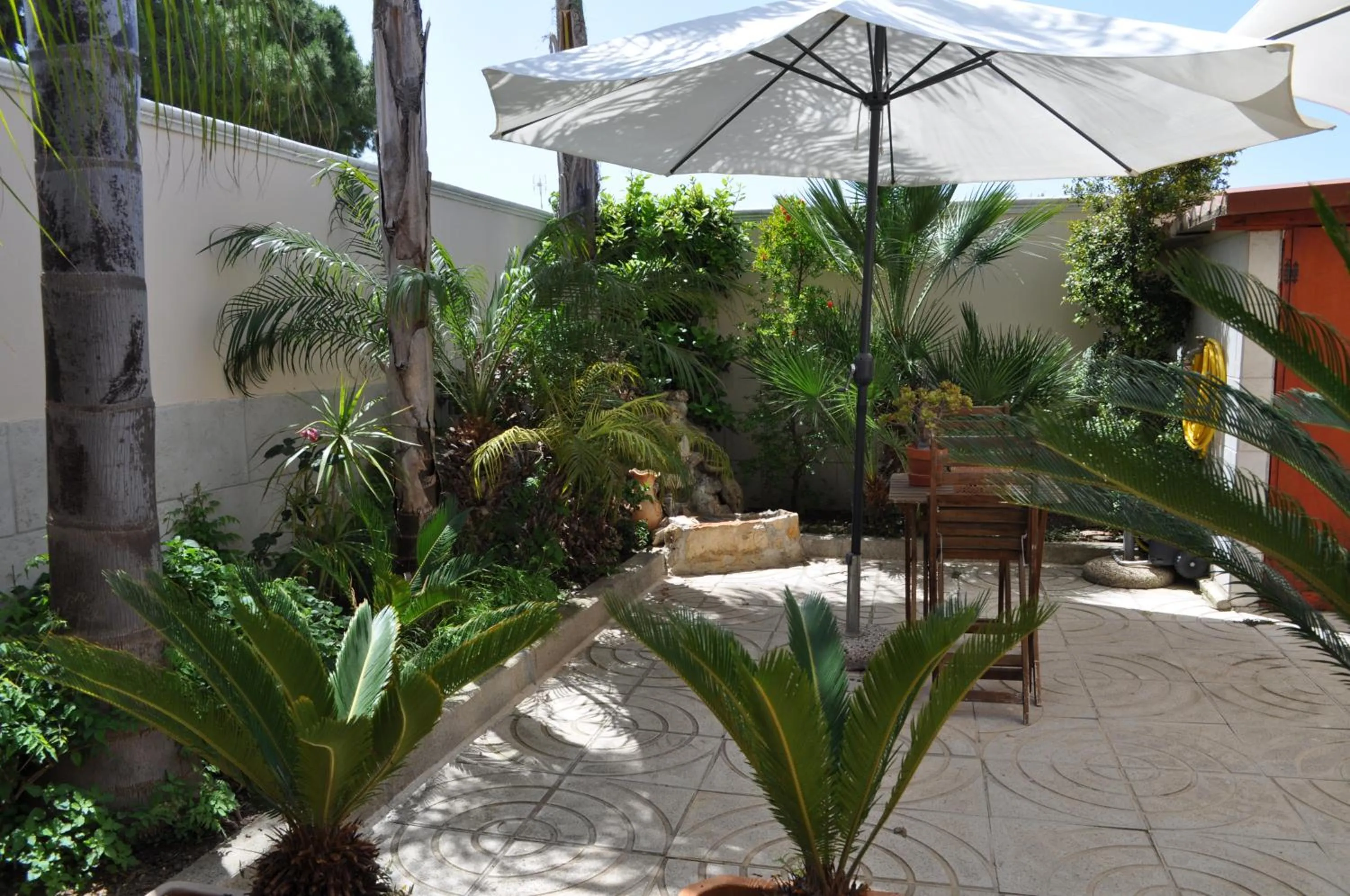 Garden in 7 Contrade