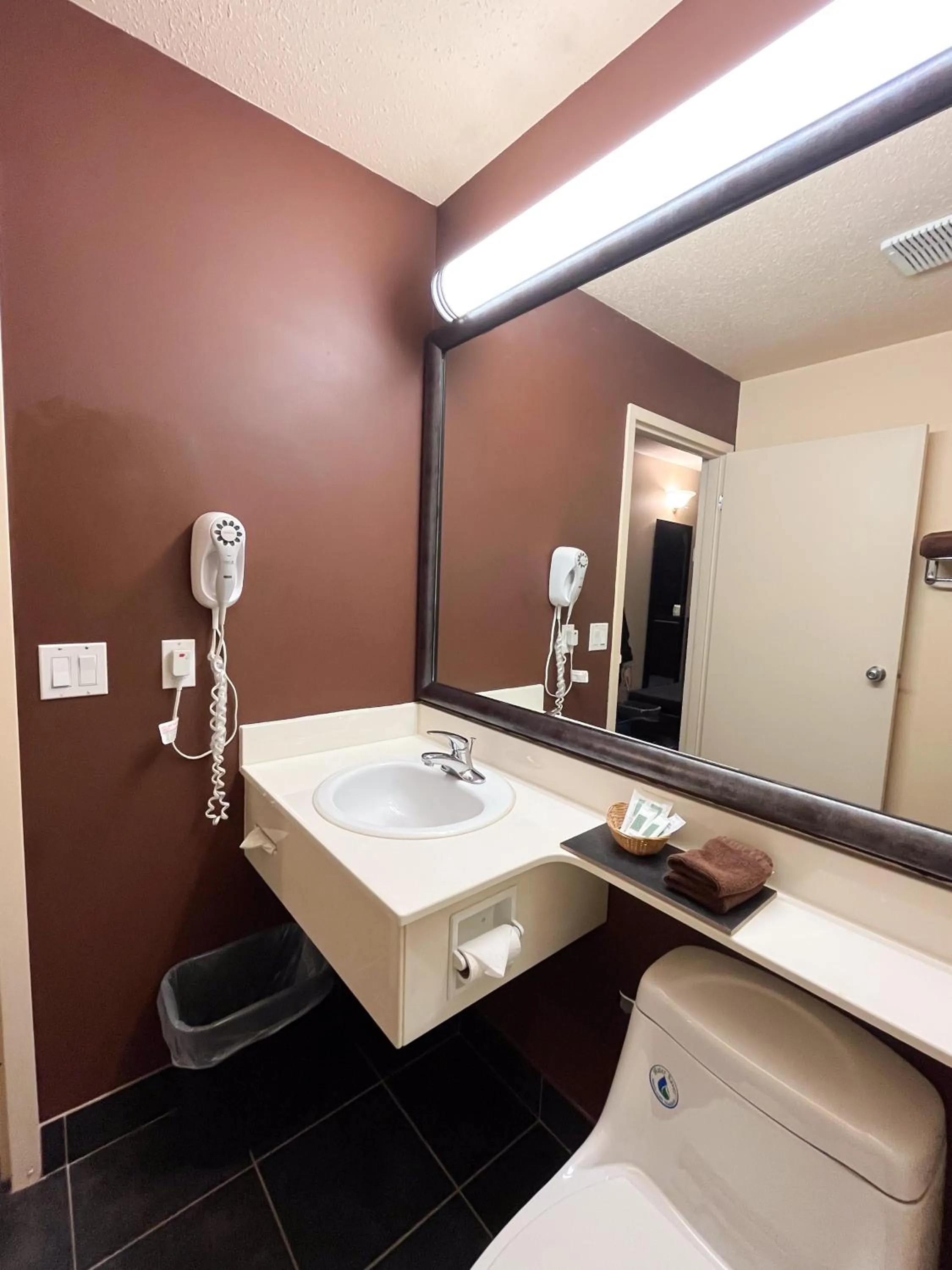 Travelodge by Wyndham Valleyview AB