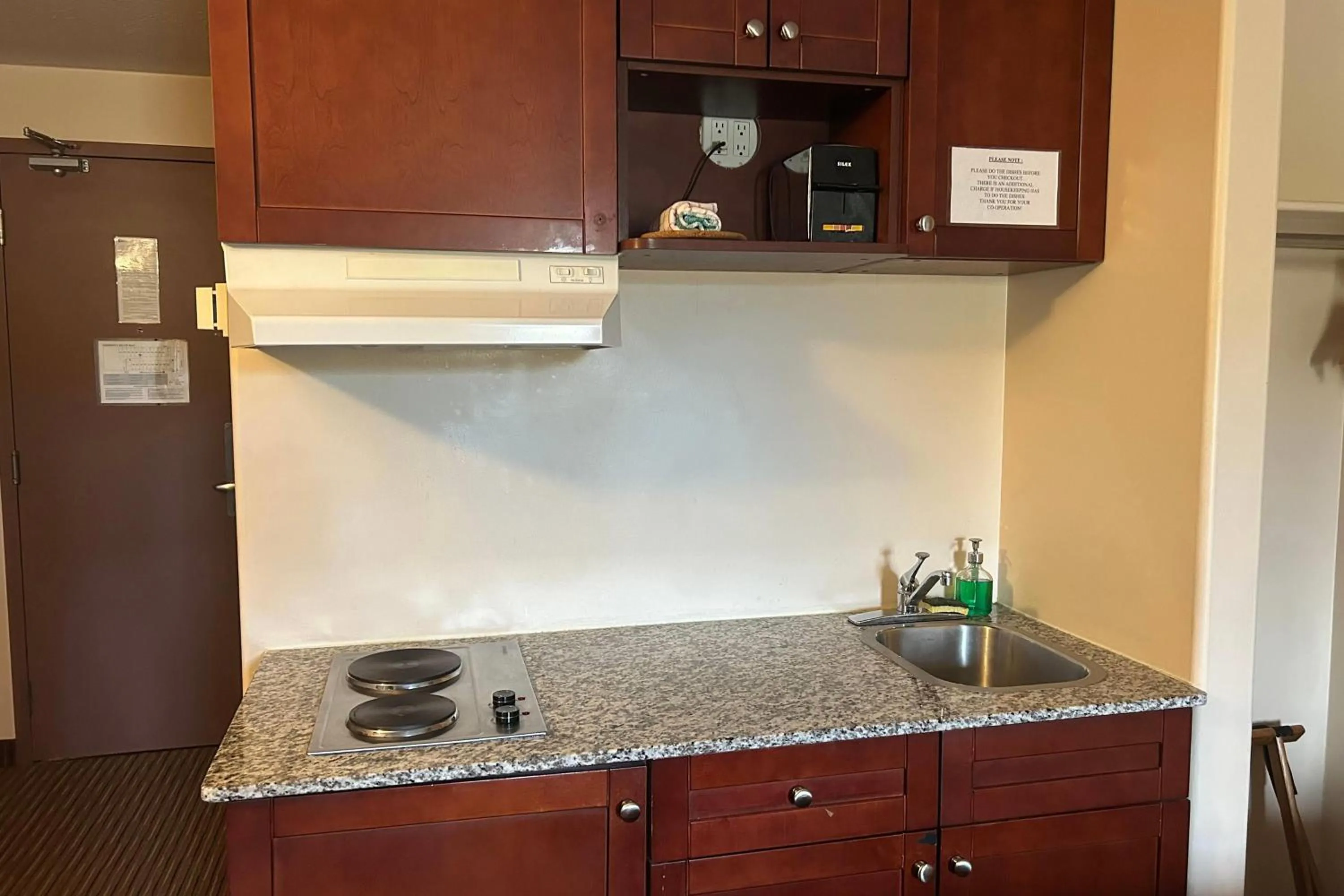 Photo of the whole room in Travelodge by Wyndham Valleyview AB