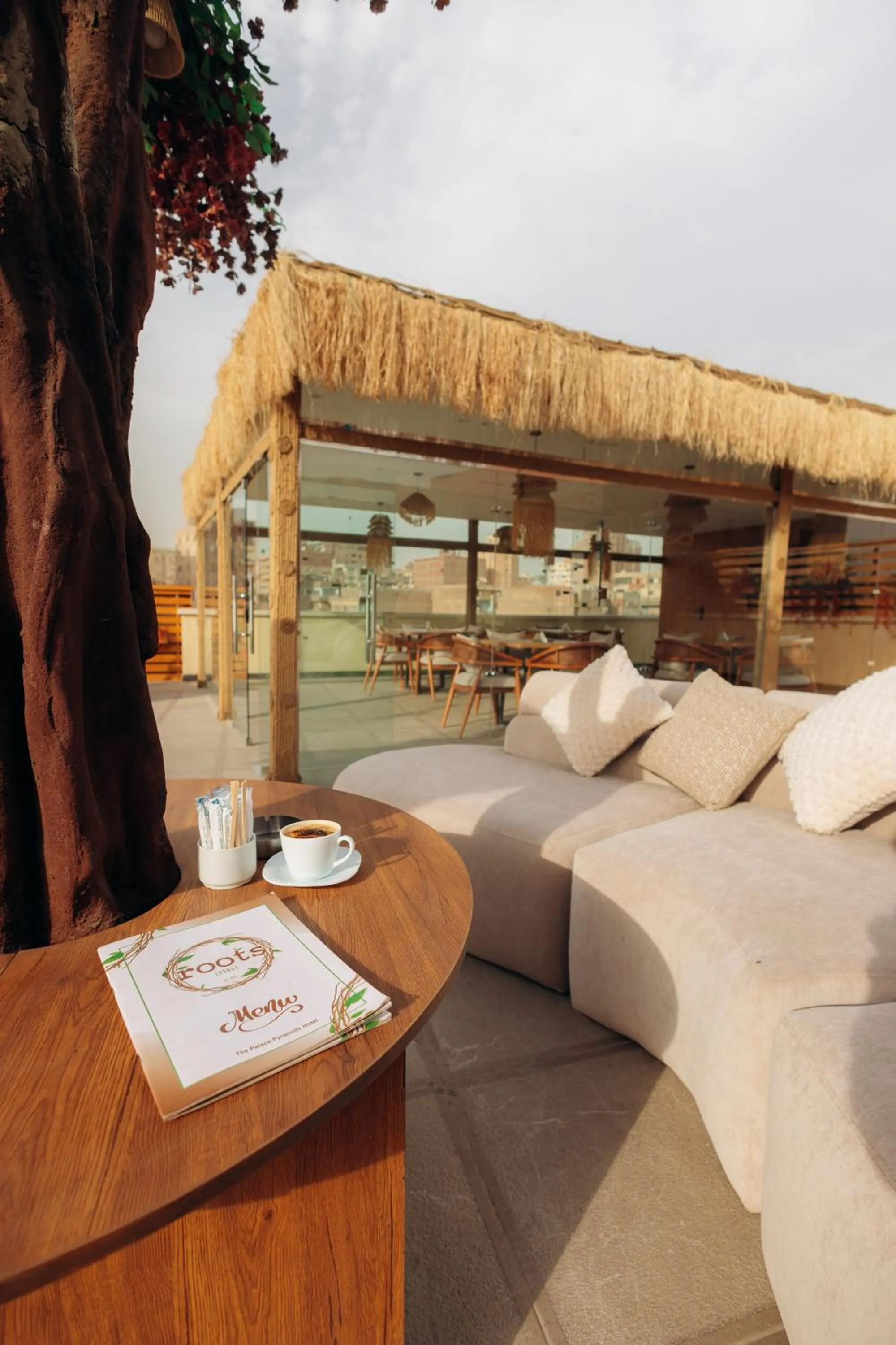 Restaurant/places to eat in The Palace Pyramids View Hotel