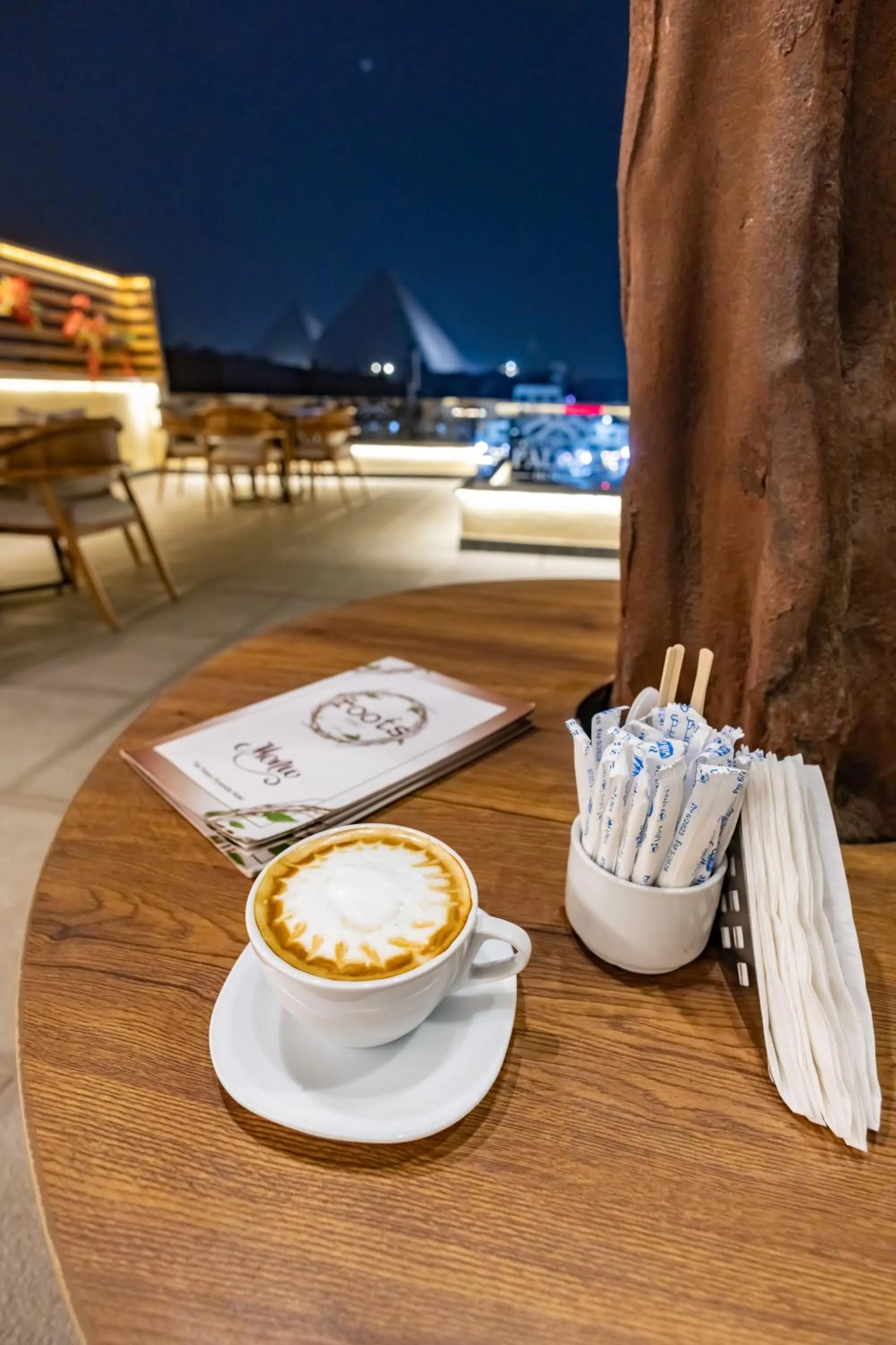 Night in The Palace Pyramids View Hotel