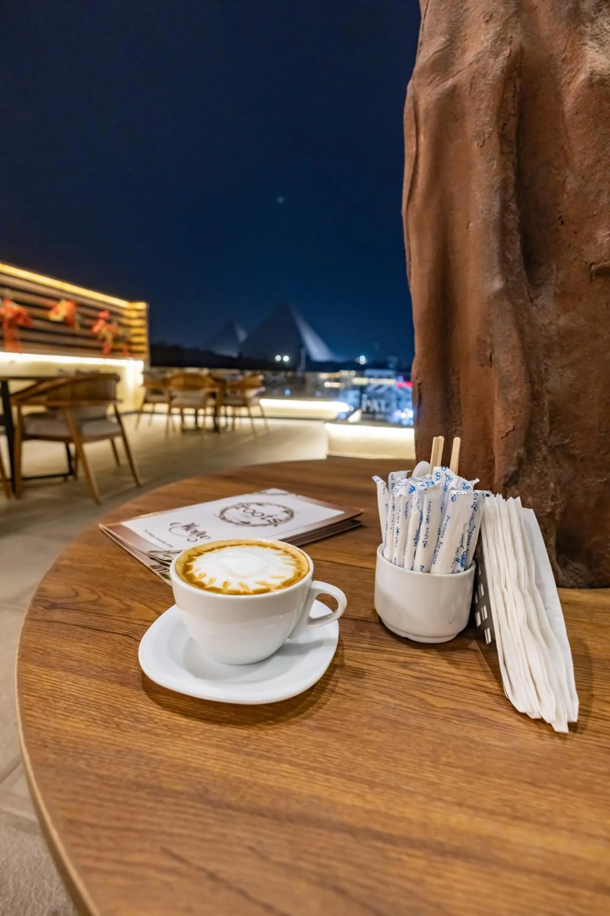 Night in The Palace Pyramids View Hotel