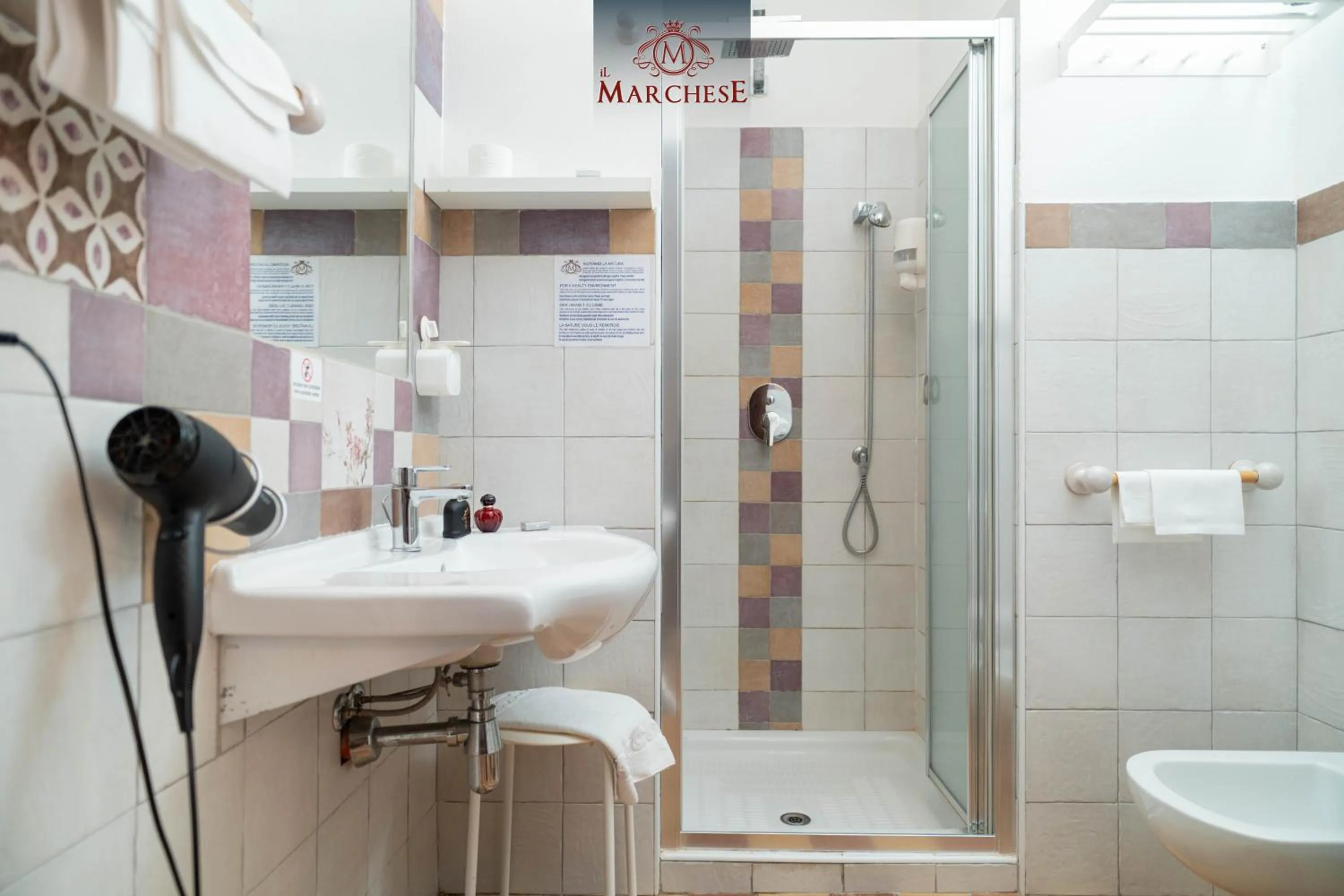 Shower in Il Marchese Hotel & Spa