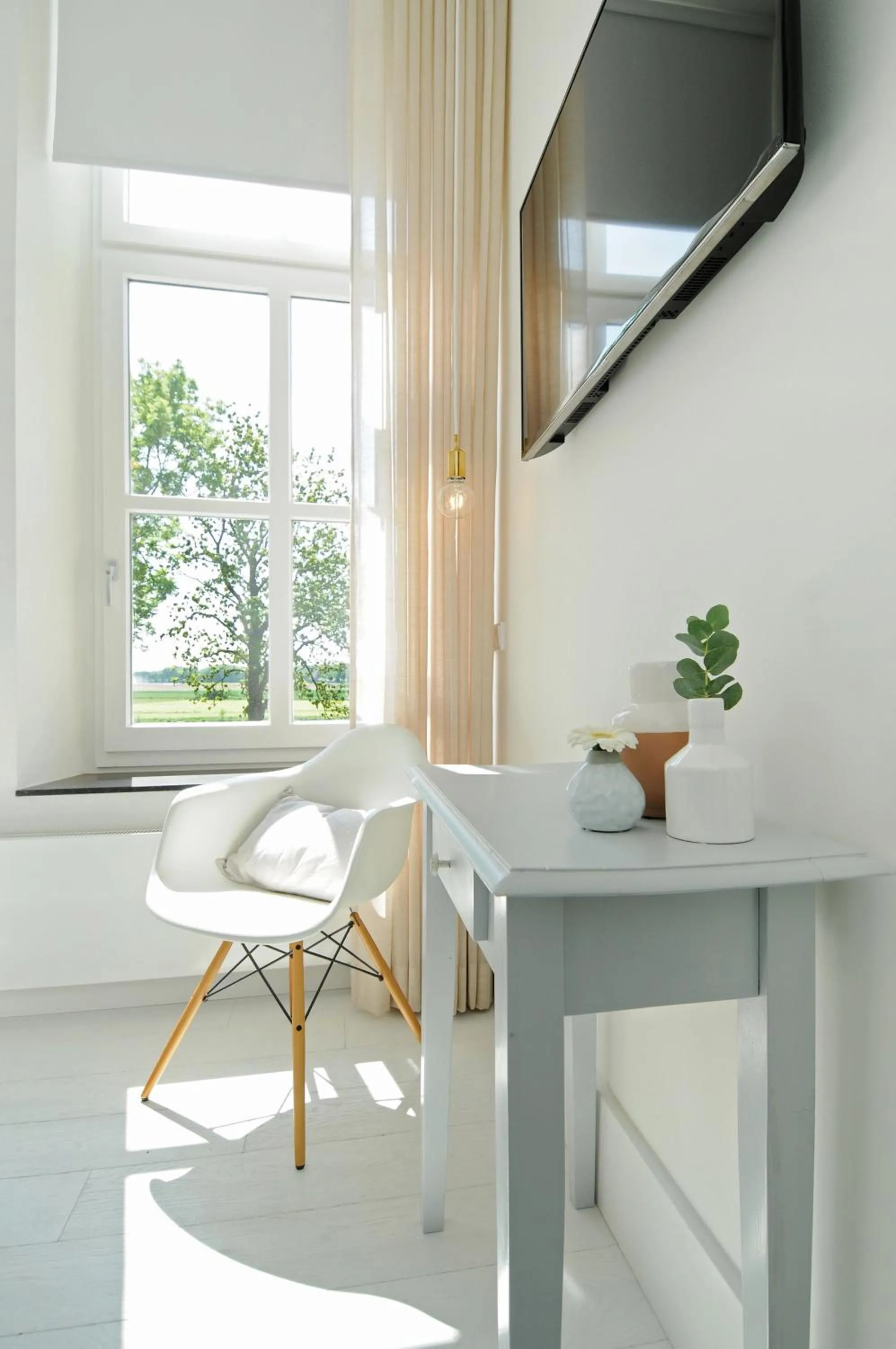 Photo of the whole room in Het Raadhuys - design B&B