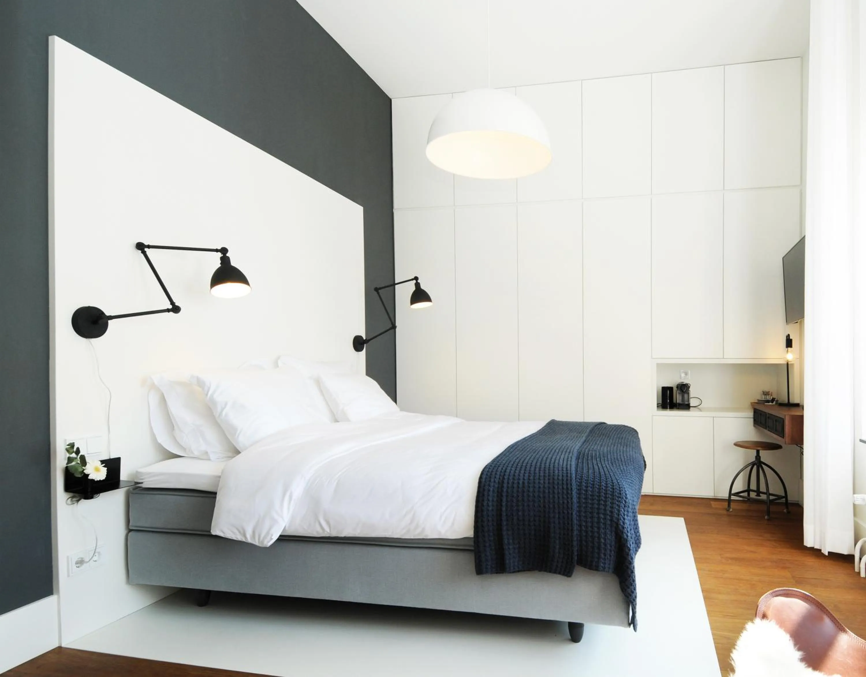 Decorative detail, Bed in Het Raadhuys - design B&B
