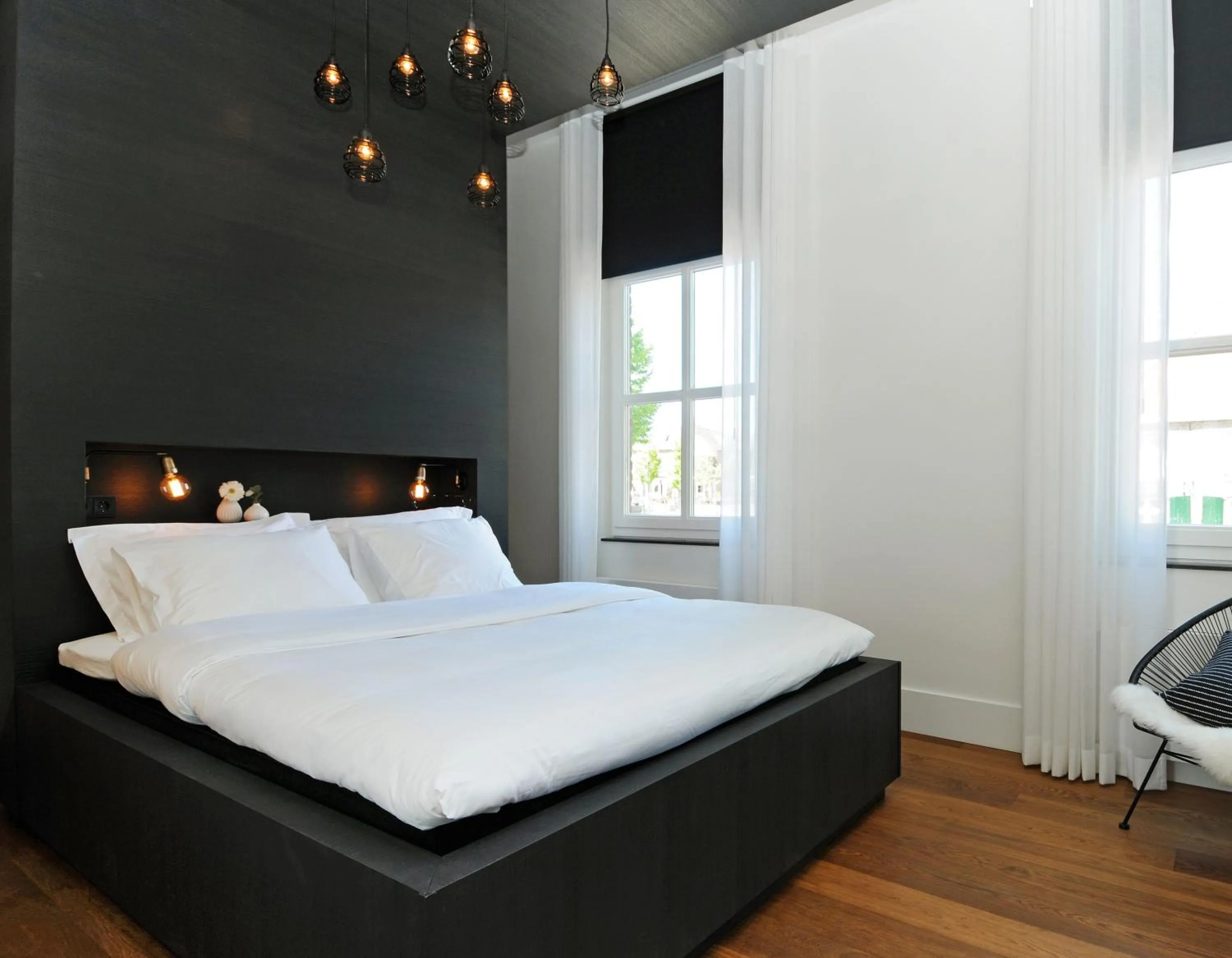 View (from property/room), Bed in Het Raadhuys - design B&B