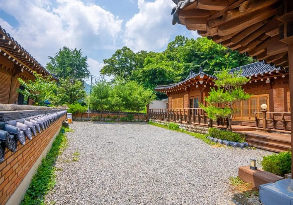 Yongin Yejik Hanok Pension