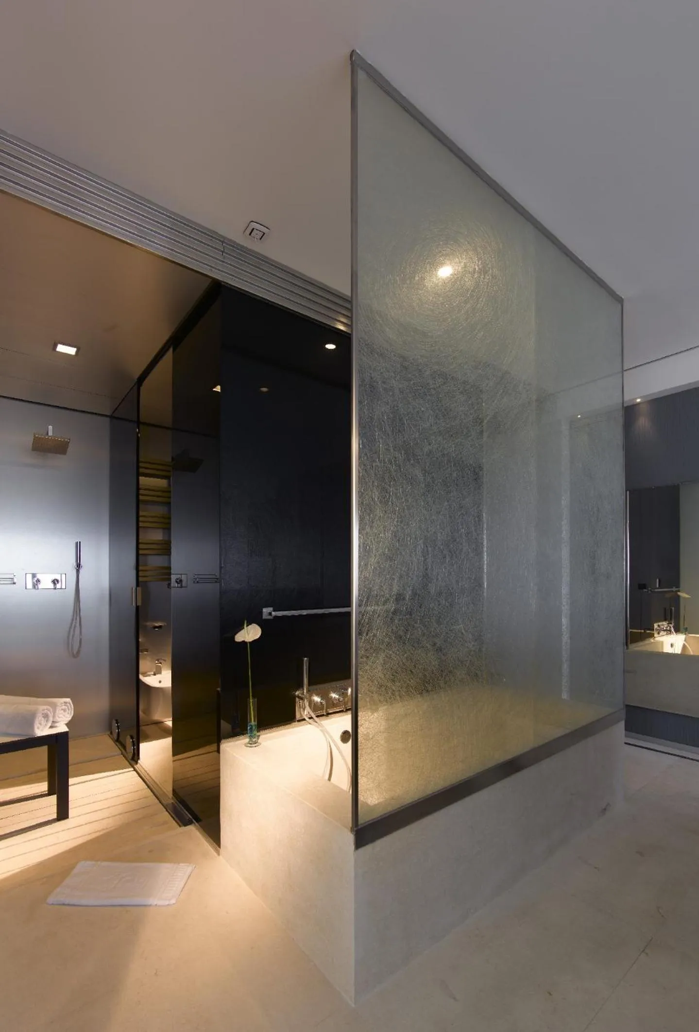 Bathroom in Parador de Cádiz