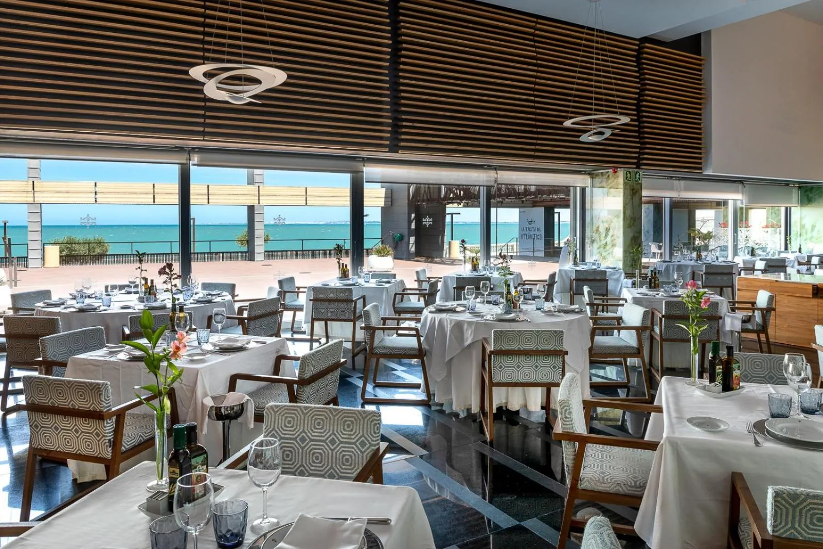 Restaurant/places to eat in Parador de Cádiz