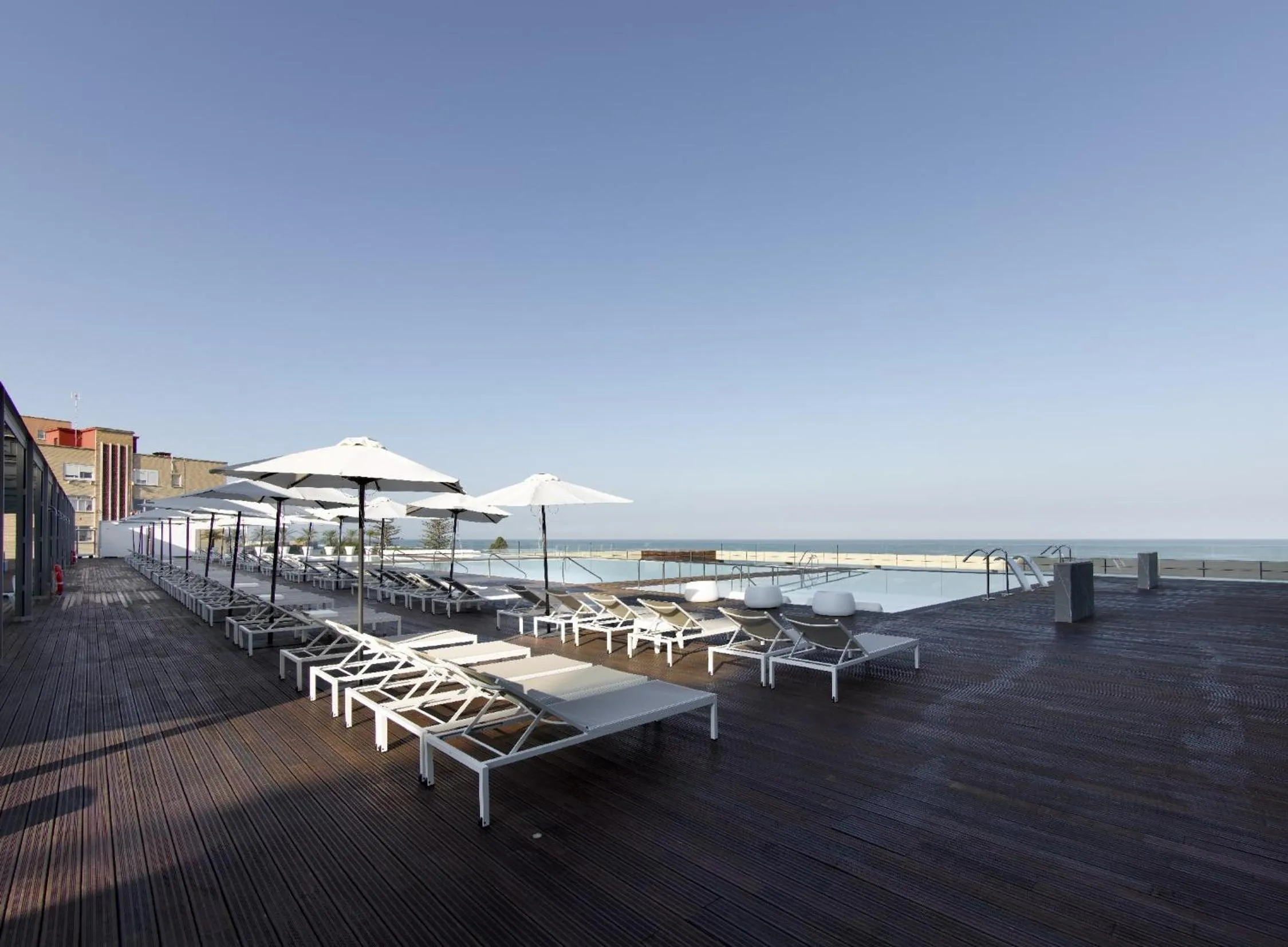 Swimming pool in Parador de Cádiz