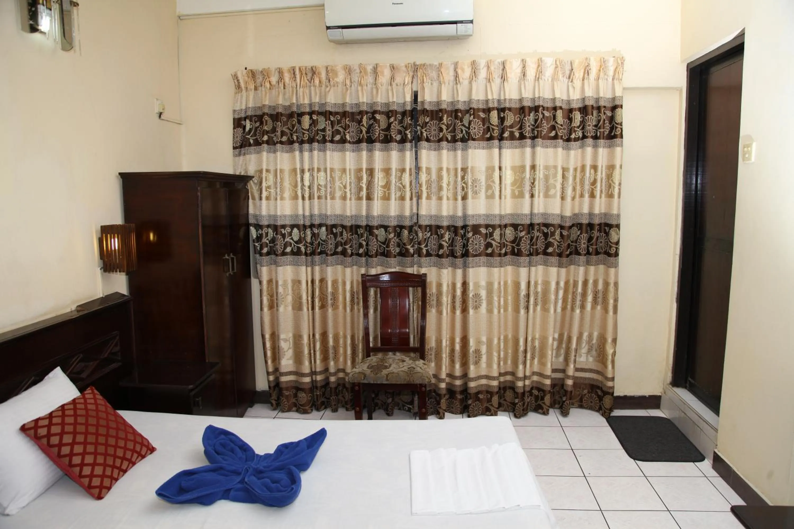 Bedroom, Bed in Brighten Hotel