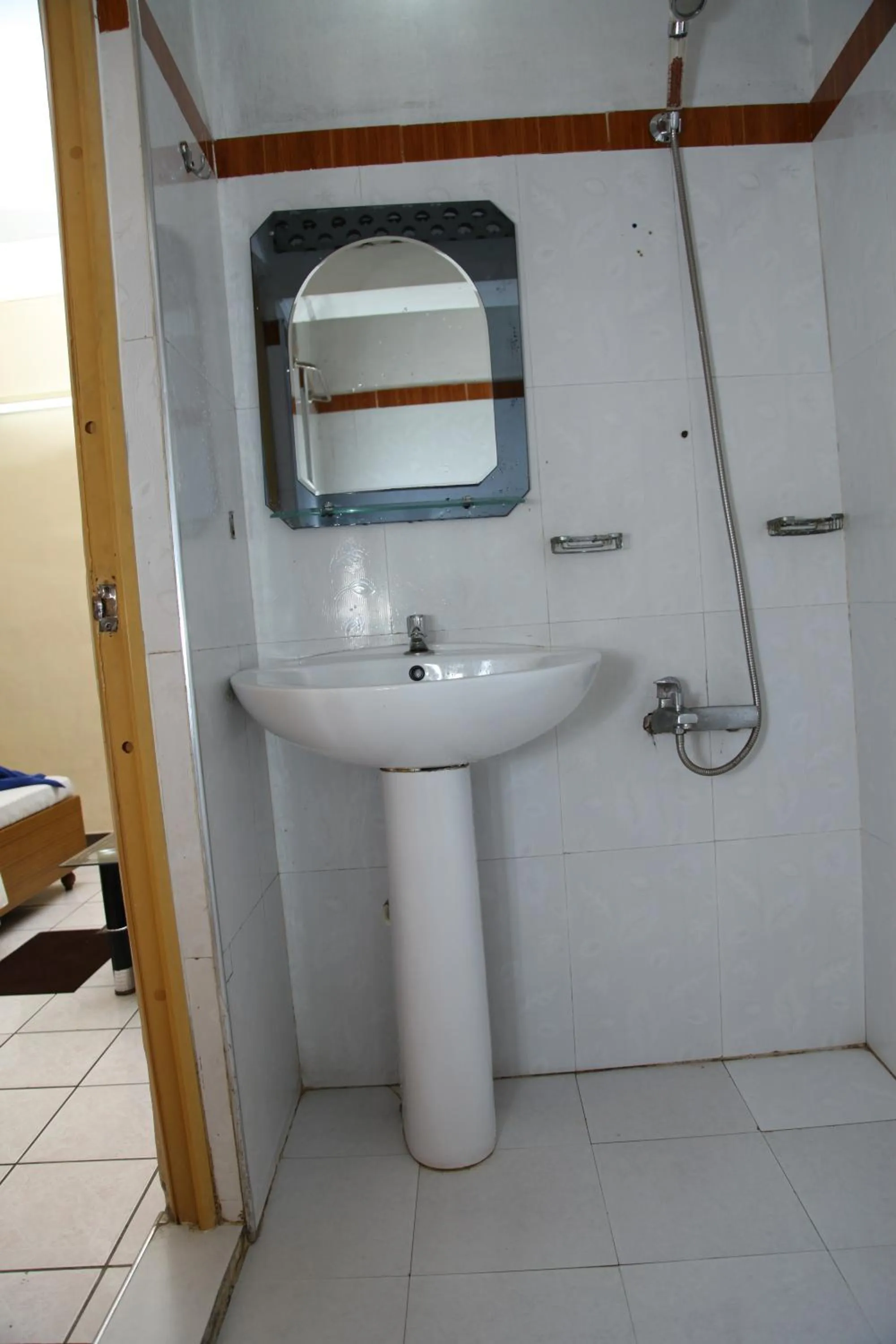 Bathroom in Brighten Hotel