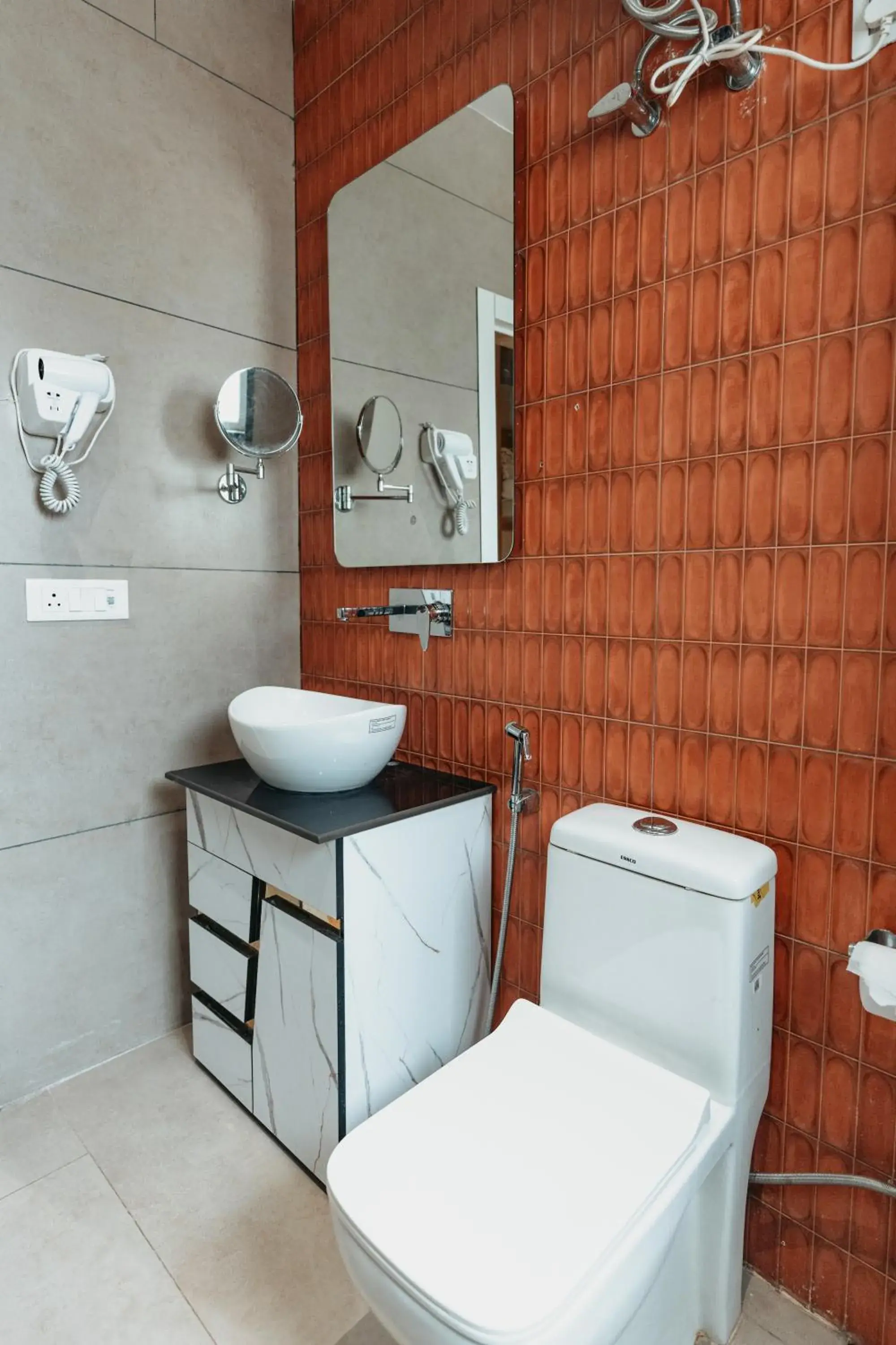 Deluxe Double Room in OPUS By Hotel Shiv - Green Park Deluxe Double Room in OPUS By Hotel Shiv - Green Park