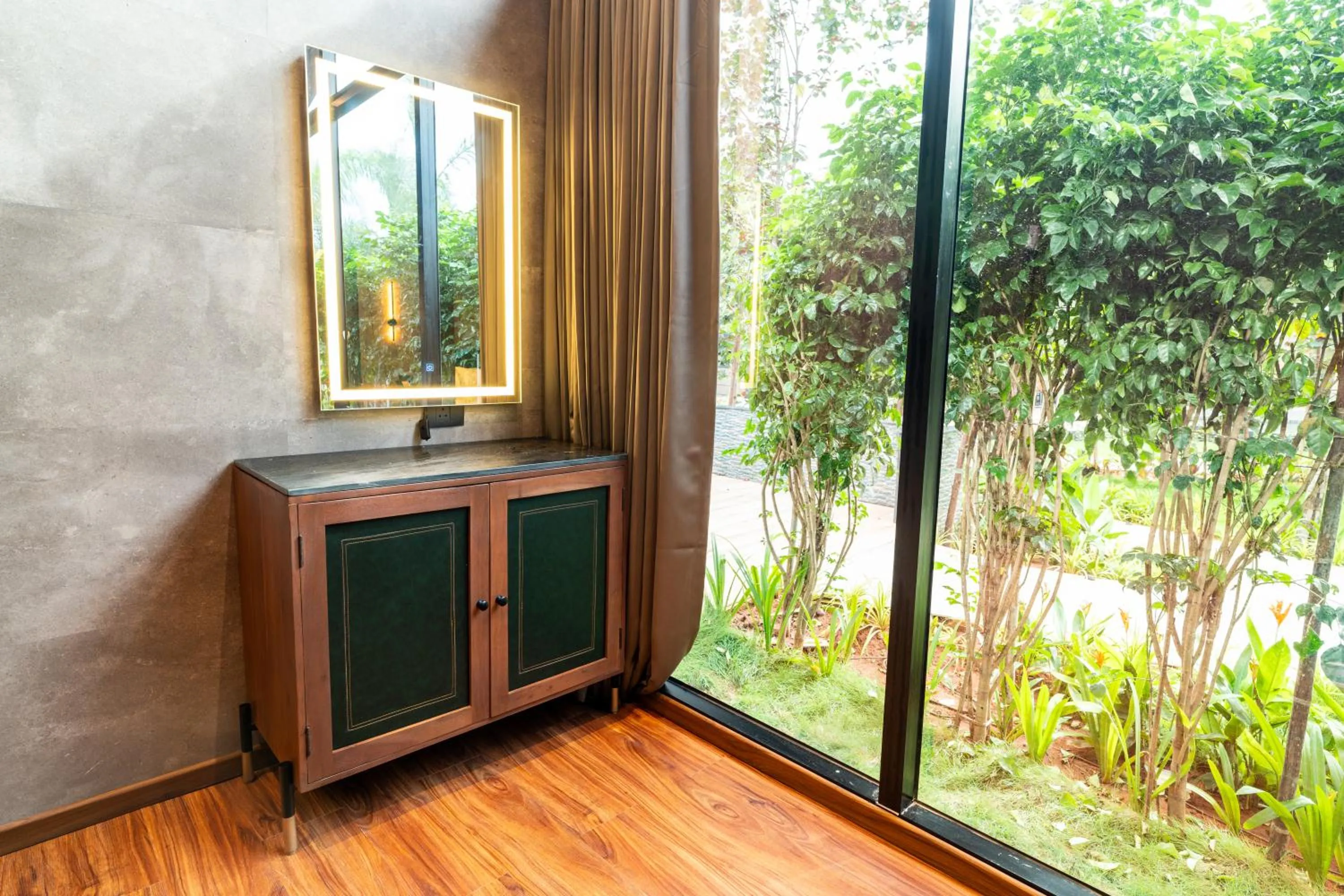 Garden view in Forrest