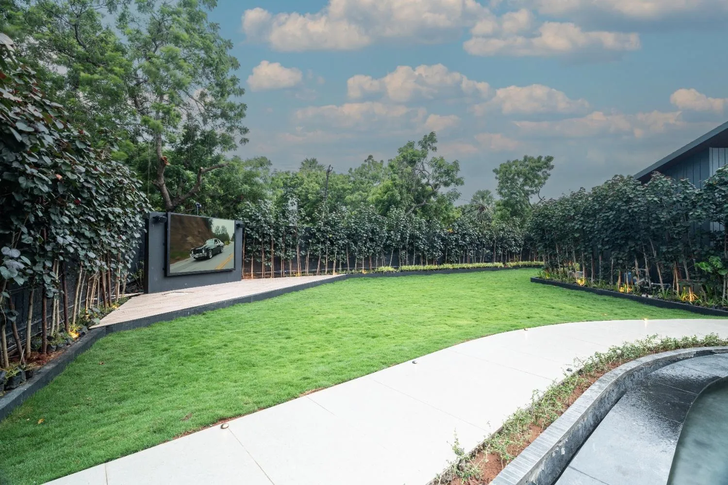 Garden view in Forrest