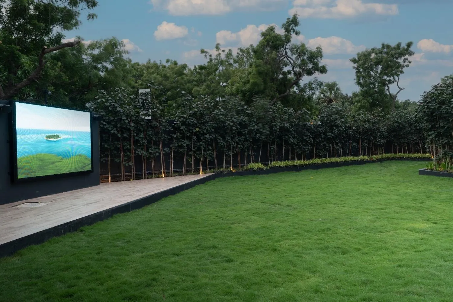 Communal lounge/ TV room in Forrest