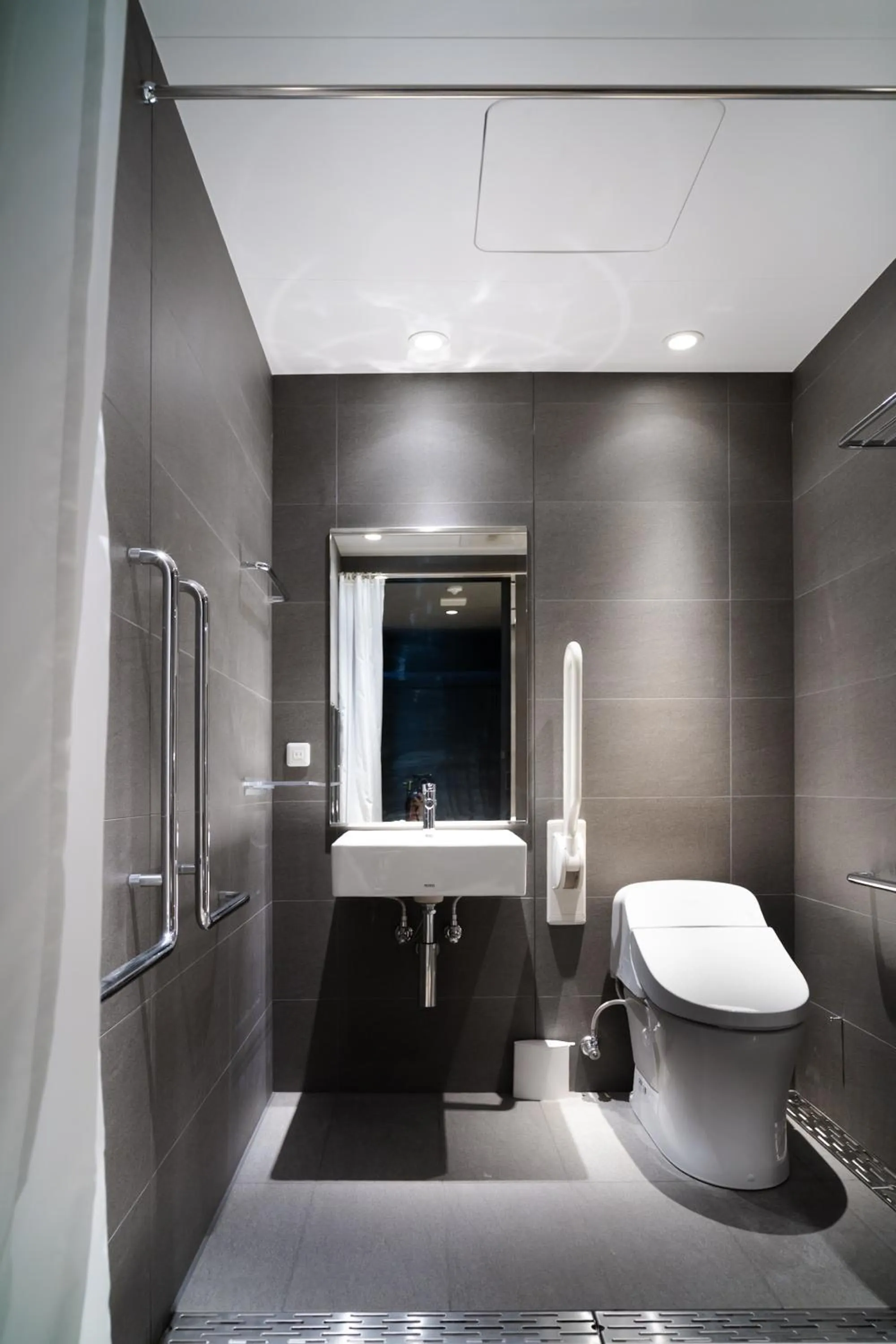 Toilet in KIORI Hotel Higashino Toin