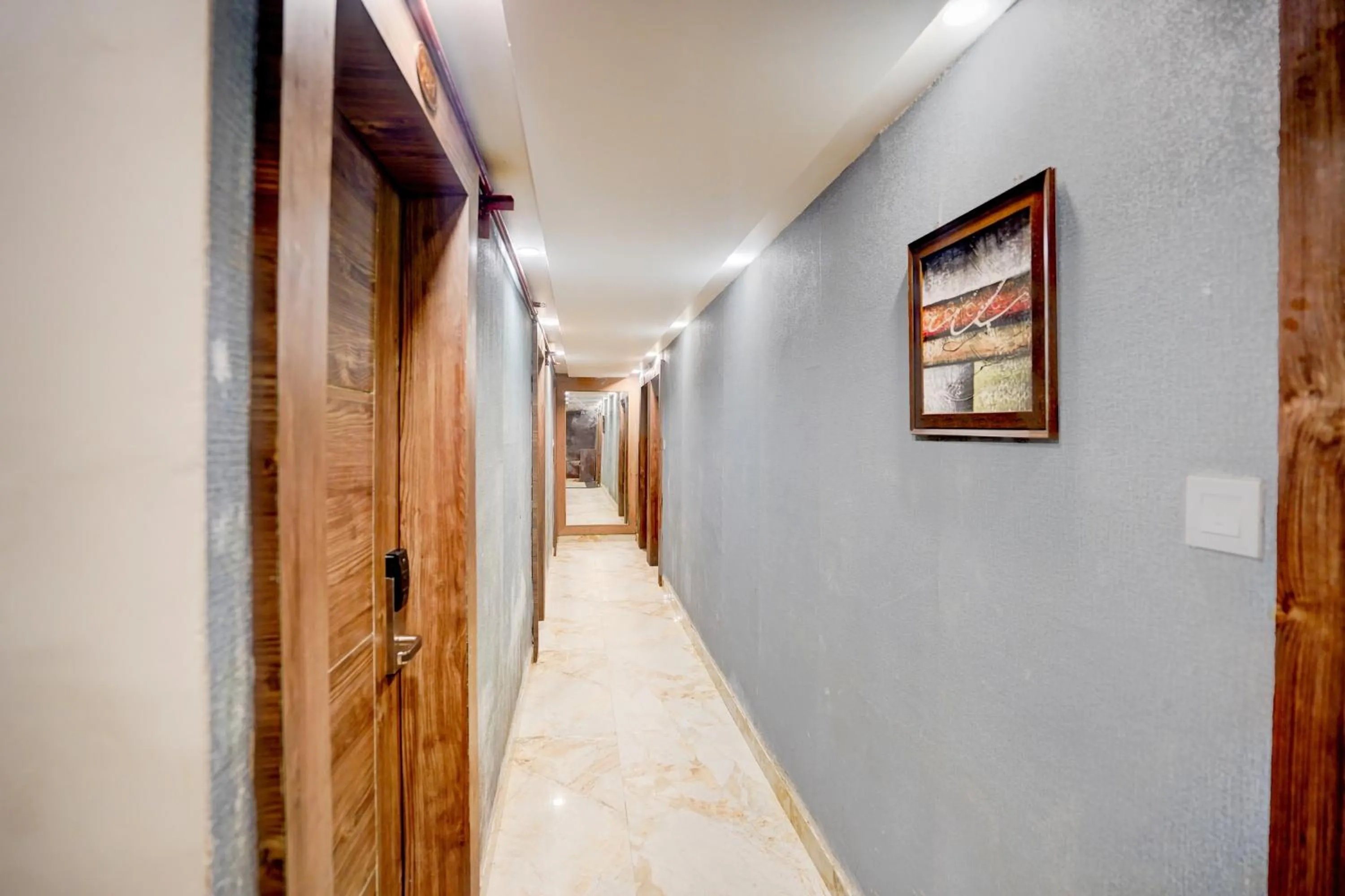 Lobby or reception in Townhouse Prayagraj Central Bus Terminal Formerly Hotel Four View