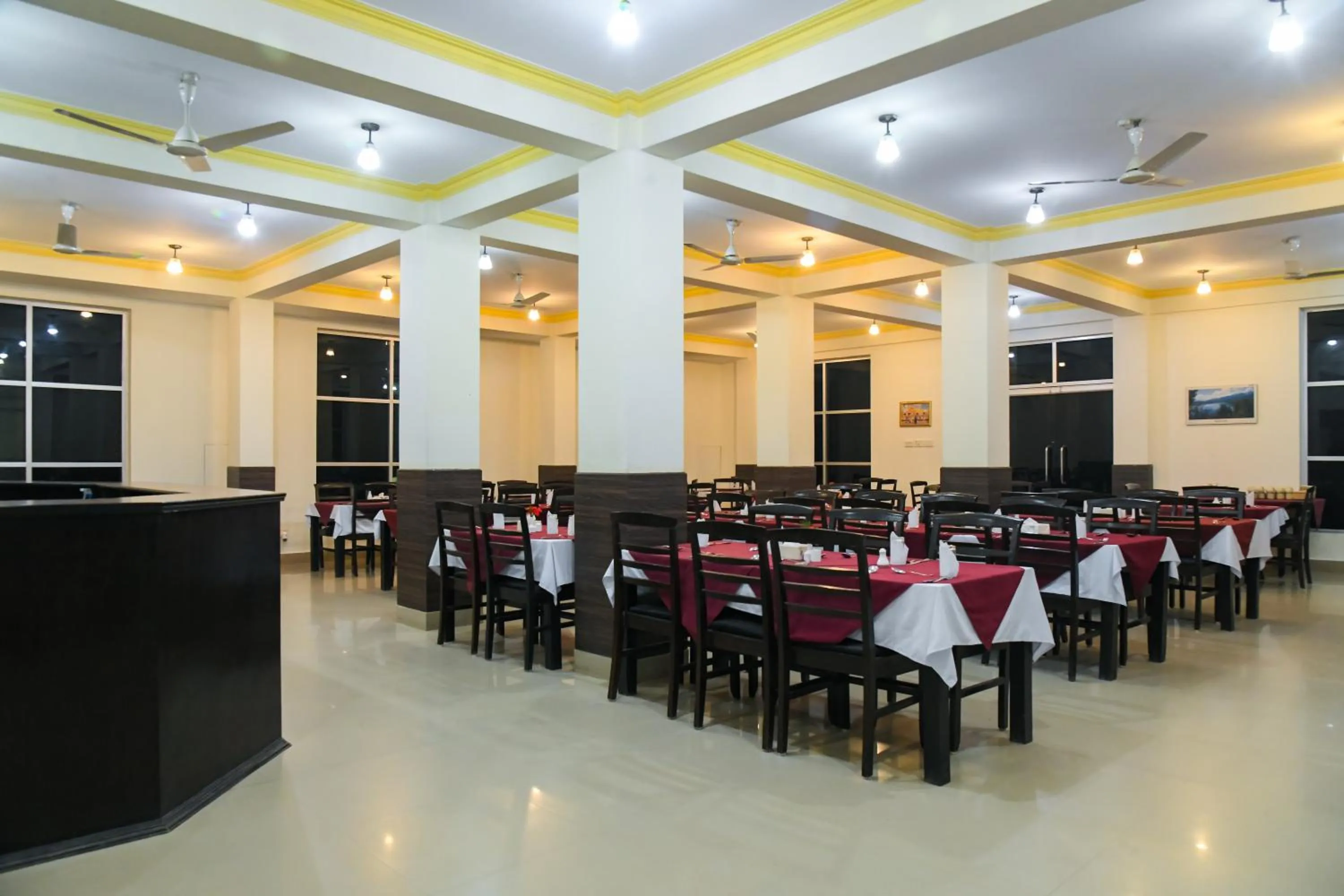 Restaurant/places to eat in Lumbini Zambala Hotel