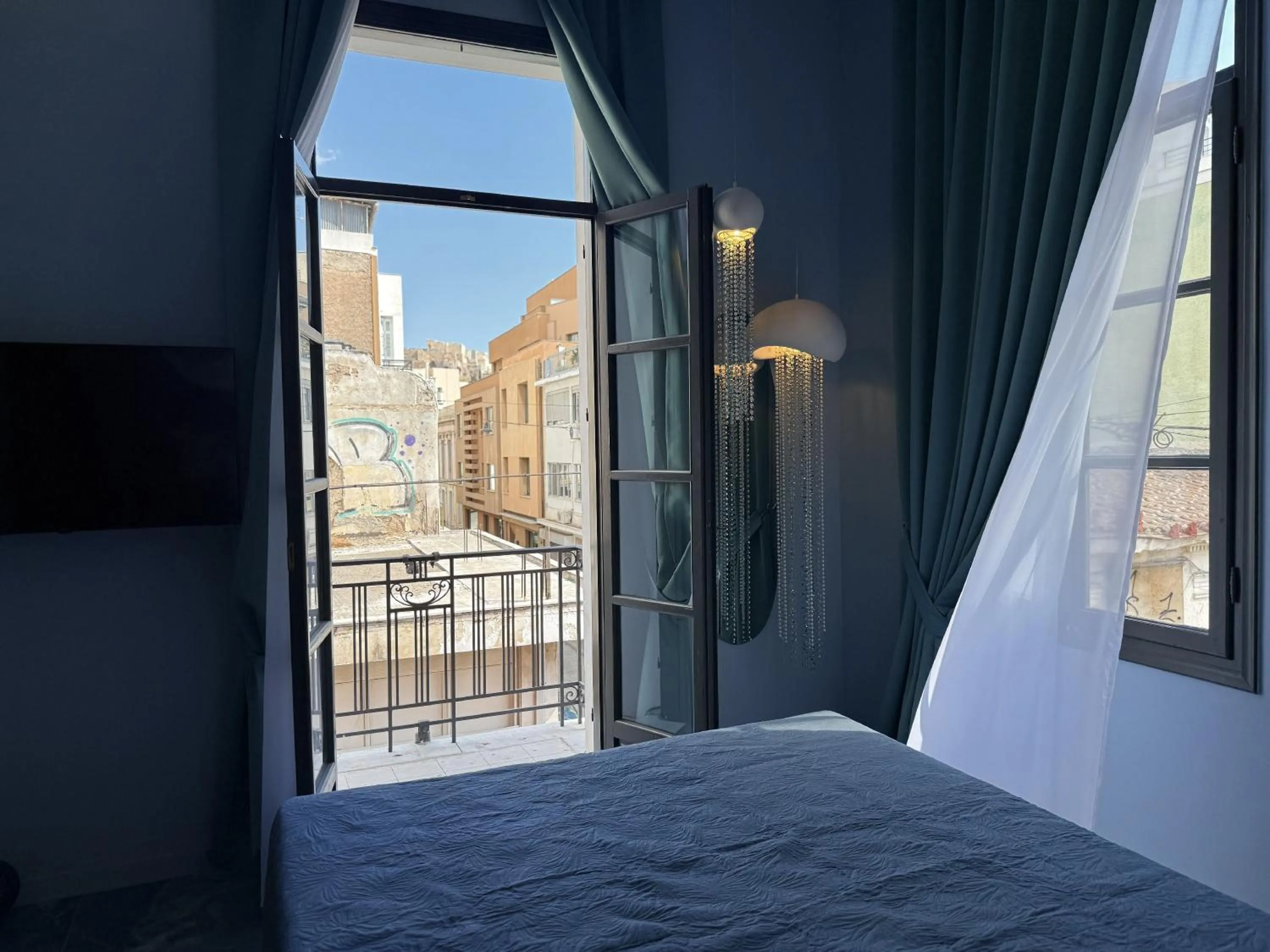 Balcony/Terrace, Bed in Fairytale Athens Suites